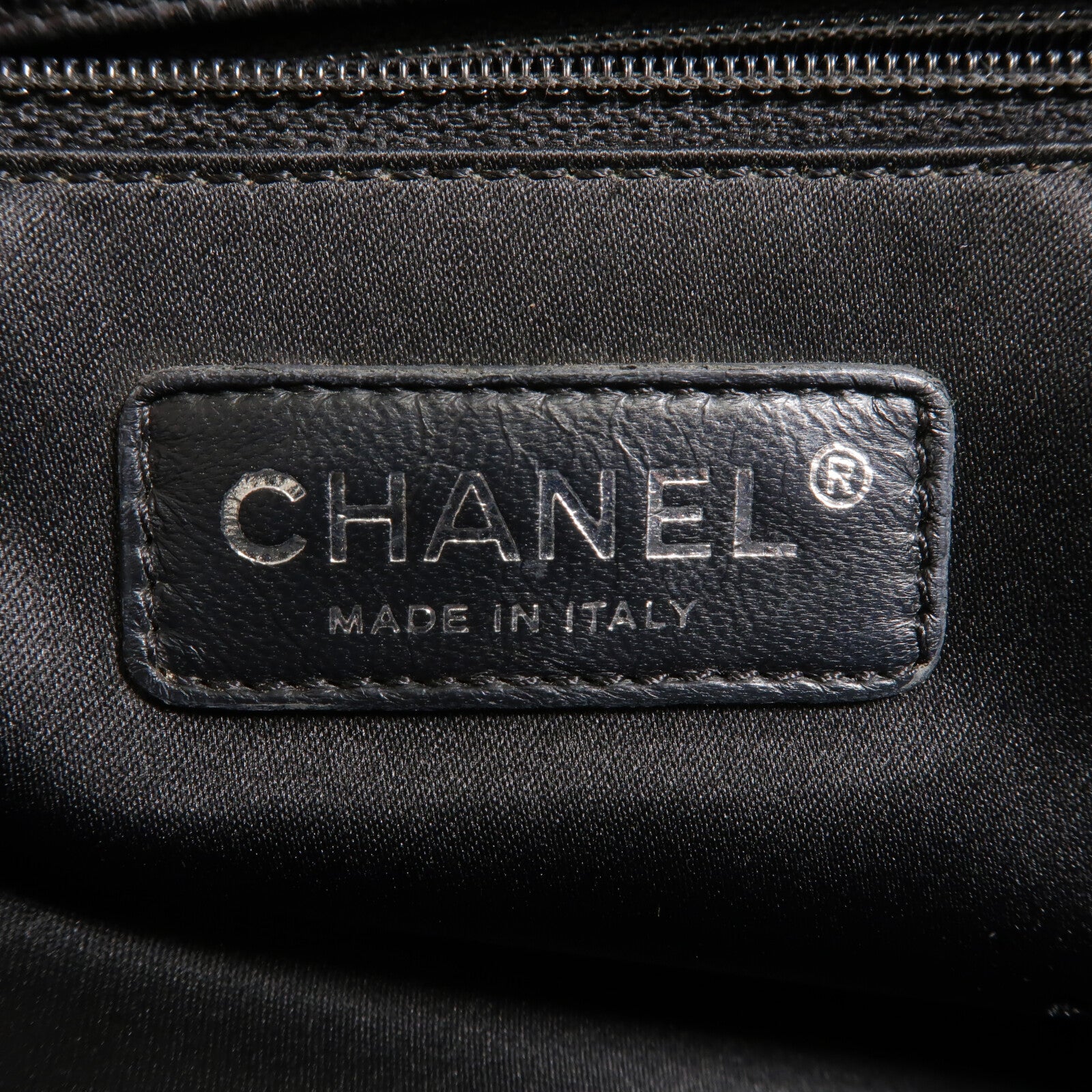 CHANEL 牛皮皮革GST Grand Shopping Tote Bag鏈帶肩背袋