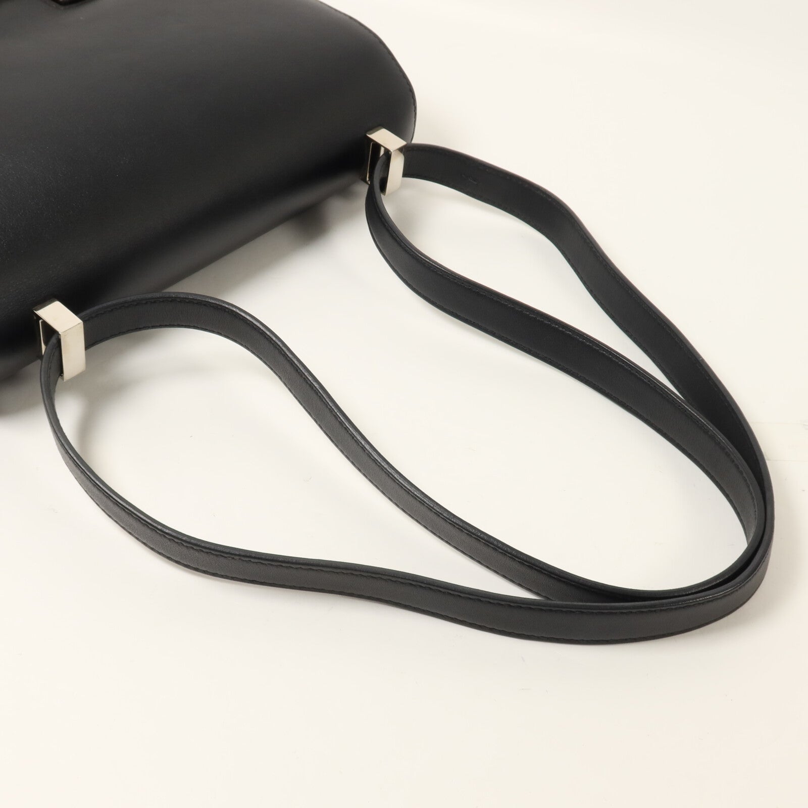 HERMES Swift皮革Constance 24肩背袋Noir