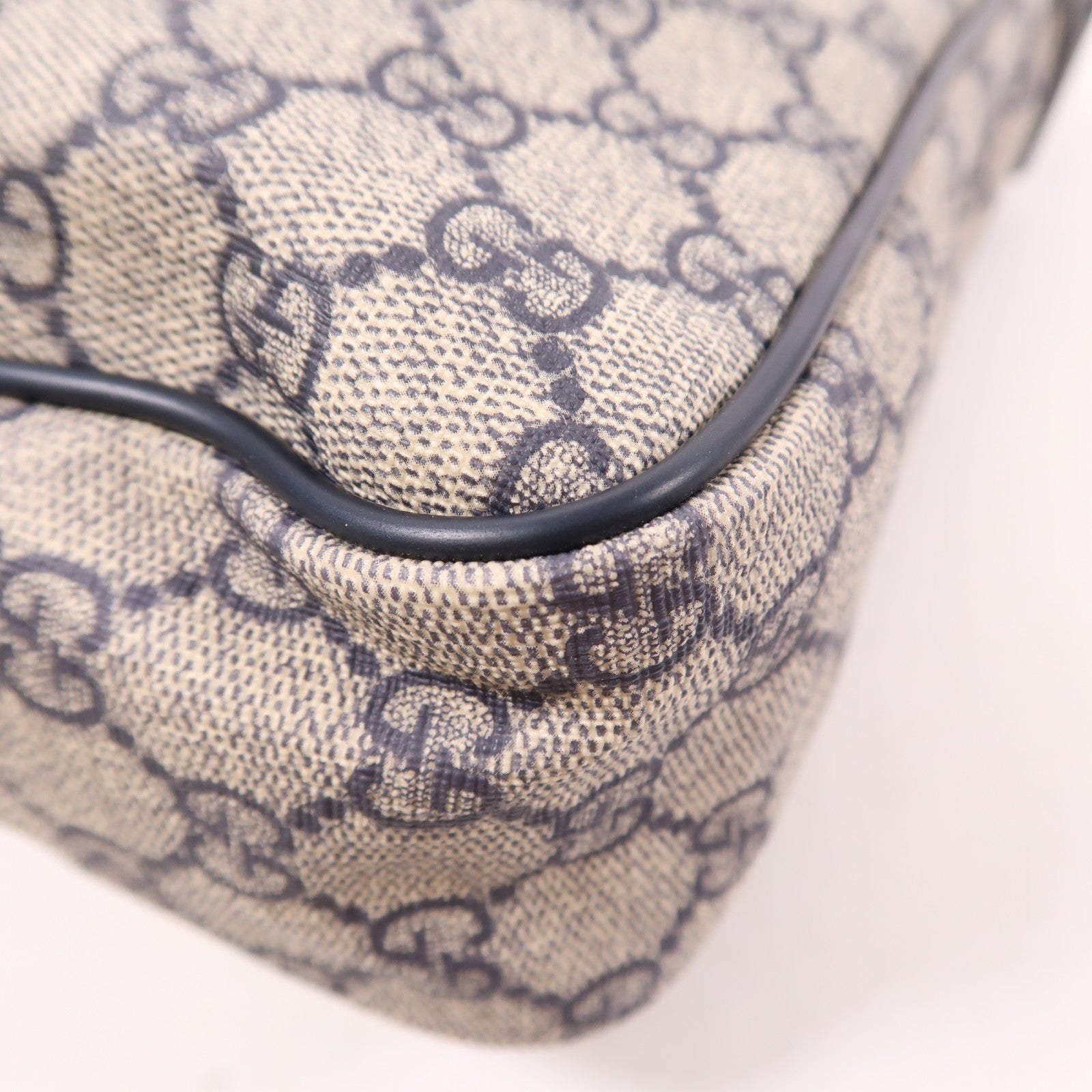 GUCCI 塗層帆布Shoulder Bag銀扣肩背袋