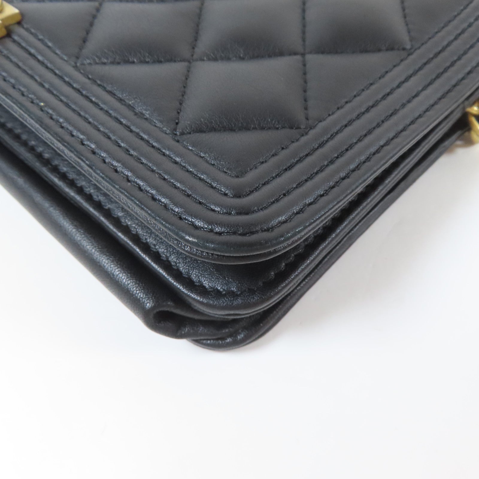 CHANEL 【激減優惠】菱格羊皮皮革Boy WOC Wallet On Chain金扣鏈帶肩背袋黑色