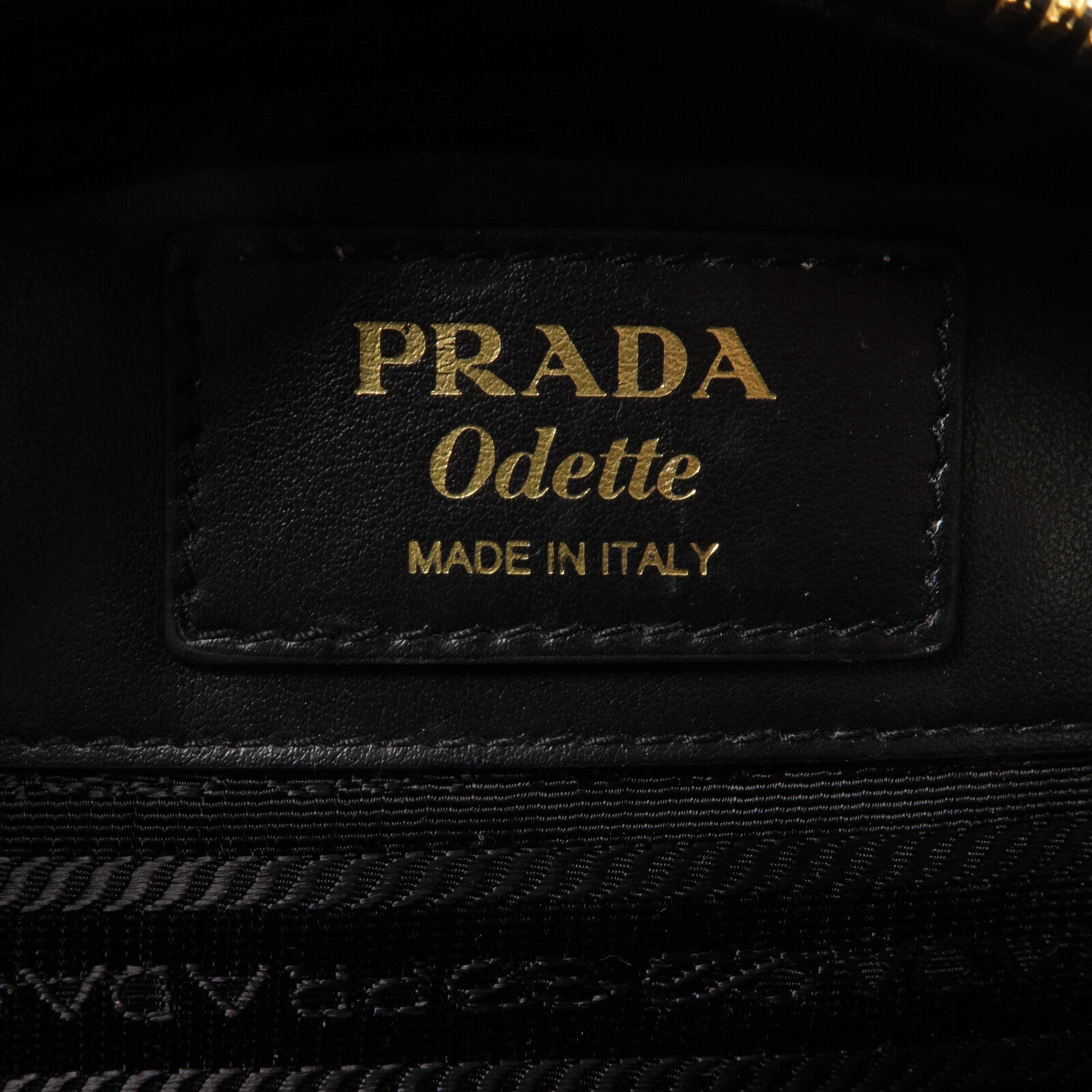 PRADA 牛皮皮革Odette Convertible Belt Bag腰包