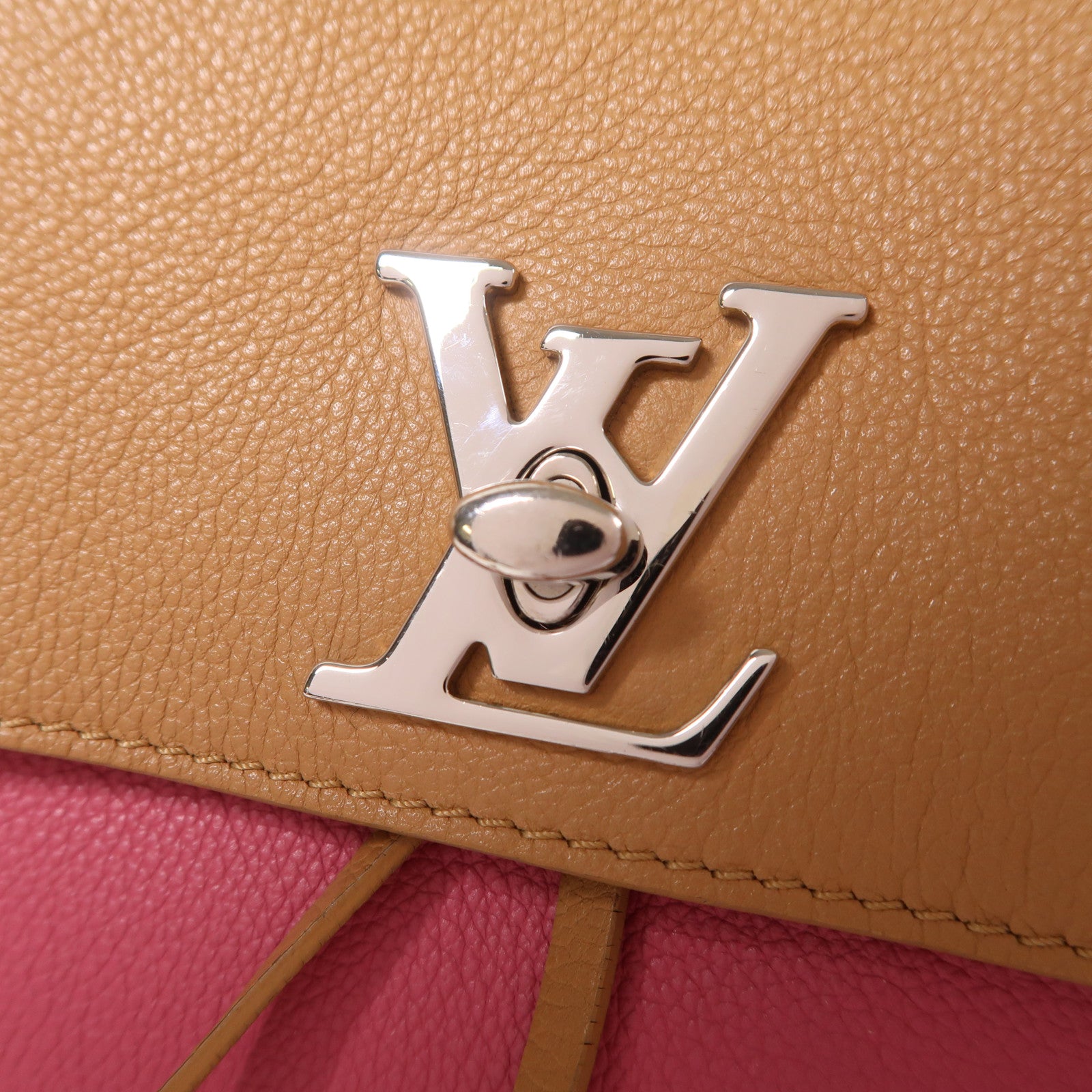 LOUIS VUITTON 皮革Lockme Backpack銀扣背包