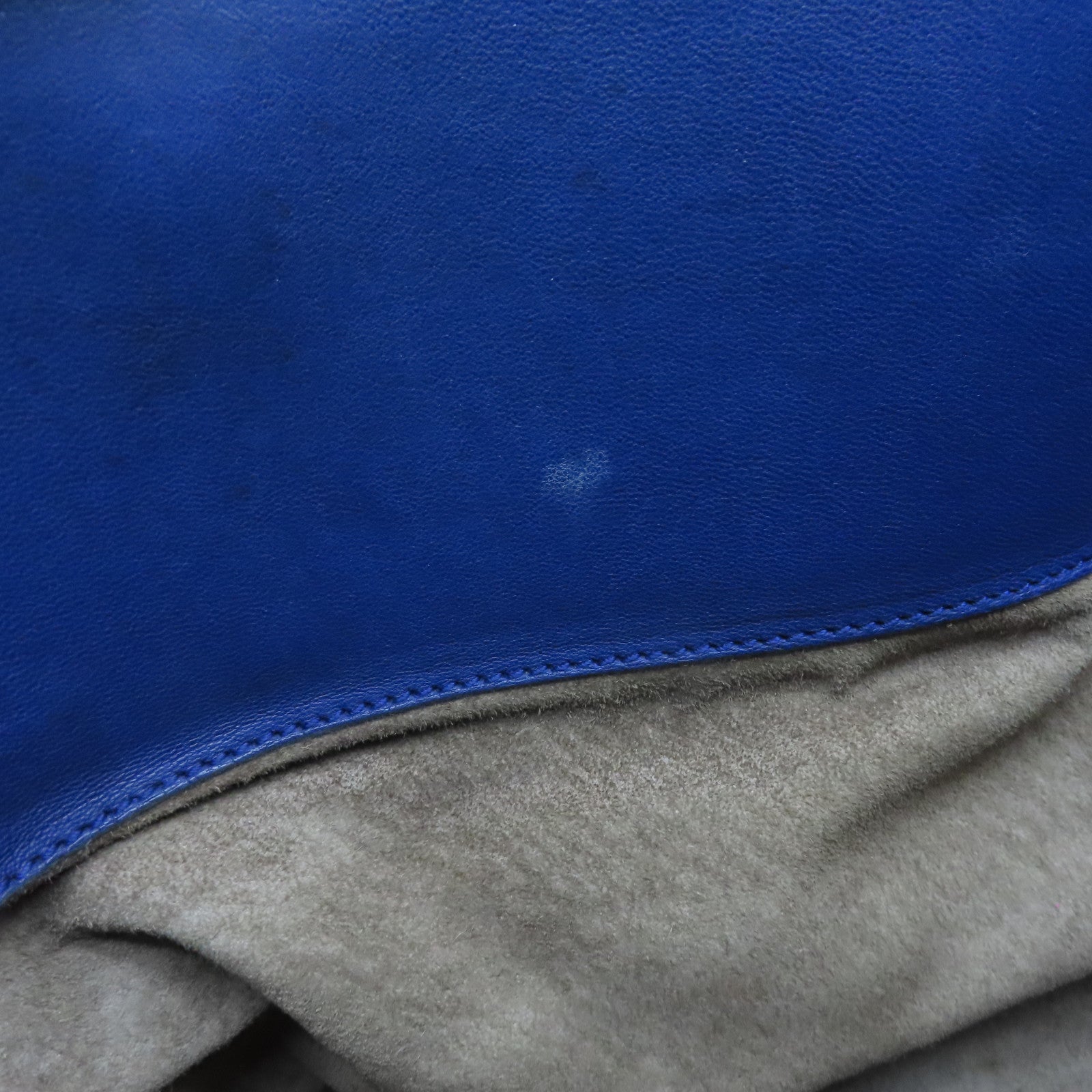 BOTTEGA VENETA Diamond Sheepskin Leather Hand Bag Blue