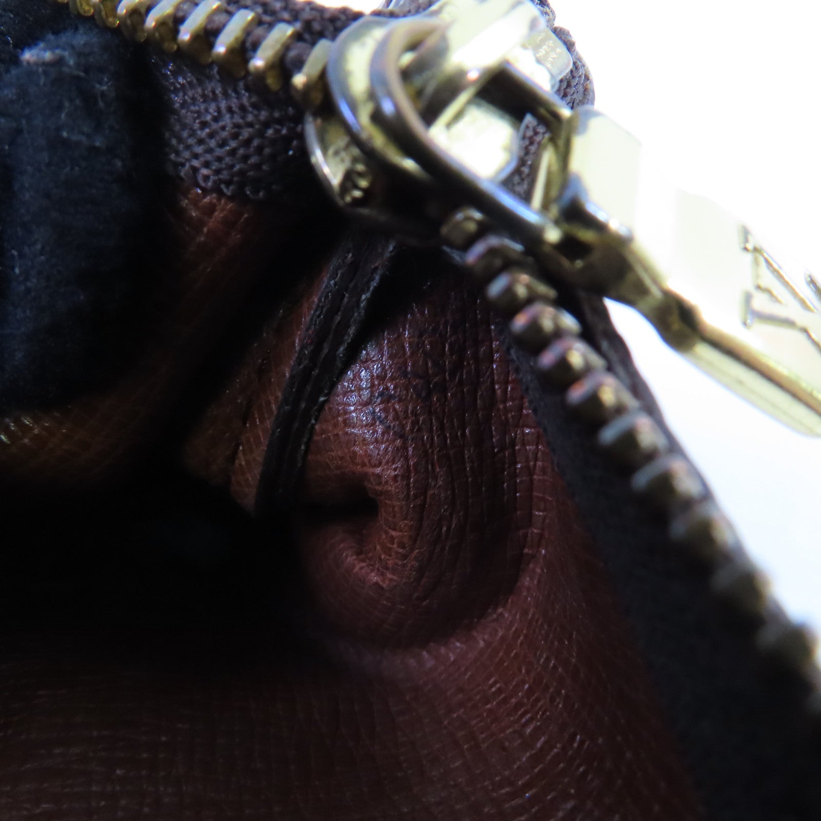 LOUIS VUITTON Monogram Key Pouch金扣鎖匙包