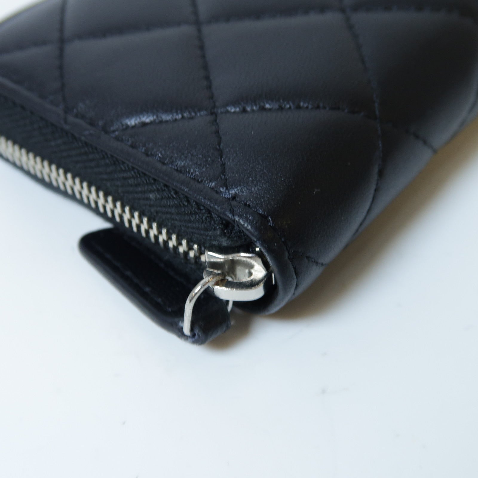 CHANEL 菱格羊皮皮革Card Case銀扣卡片套黑色