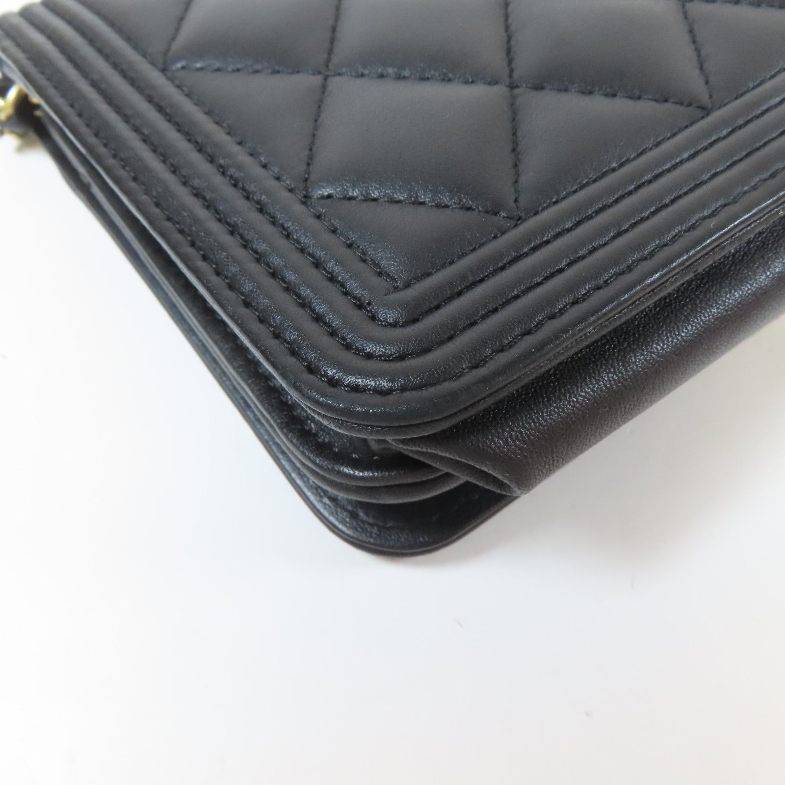CHANEL 【激減優惠】菱格羊皮皮革Boy WOC Wallet On Chain金扣鏈帶肩背袋黑色