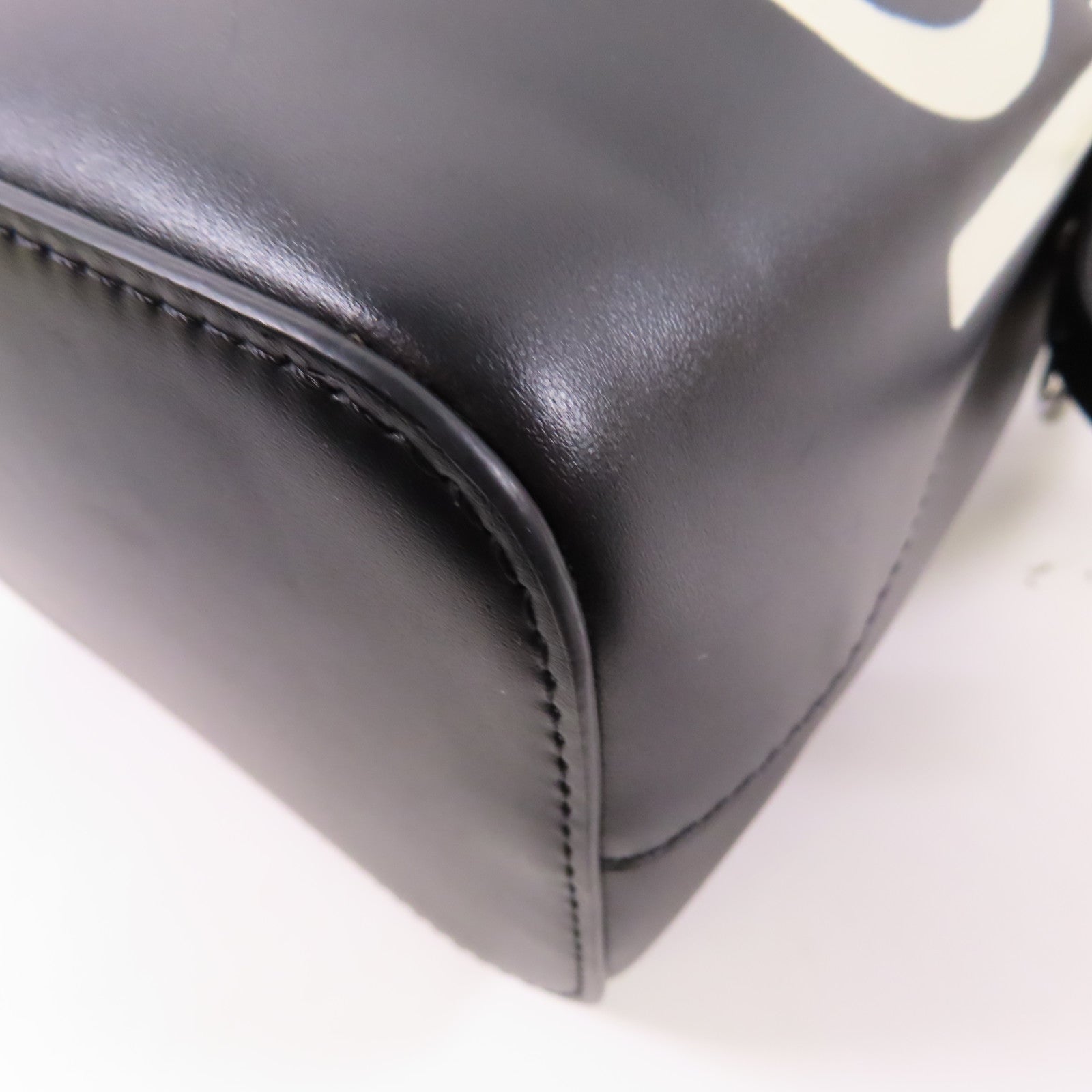 FENDI 【激減優惠】牛皮皮革Mini Mon Tresor銀扣手挽肩背兩用袋