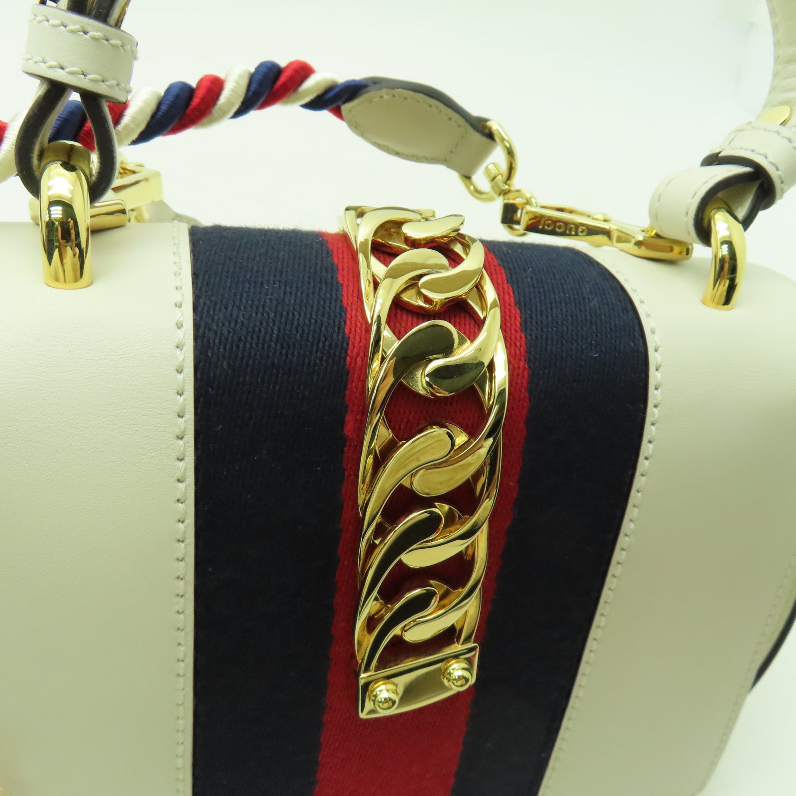 GUCCI 【清倉大減價】牛皮皮革Sylvie金扣手挽肩背兩用袋白色