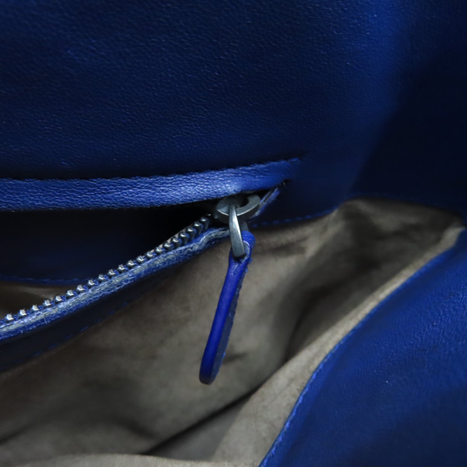 BOTTEGA VENETA Diamond Sheepskin Leather Hand Bag Blue