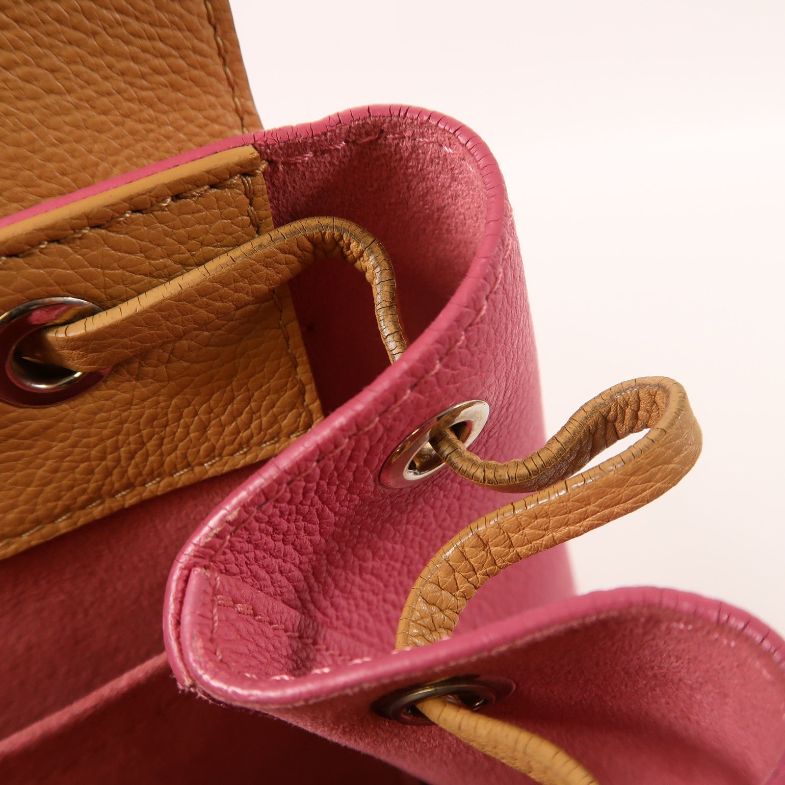 LOUIS VUITTON 皮革Lockme Backpack銀扣背包