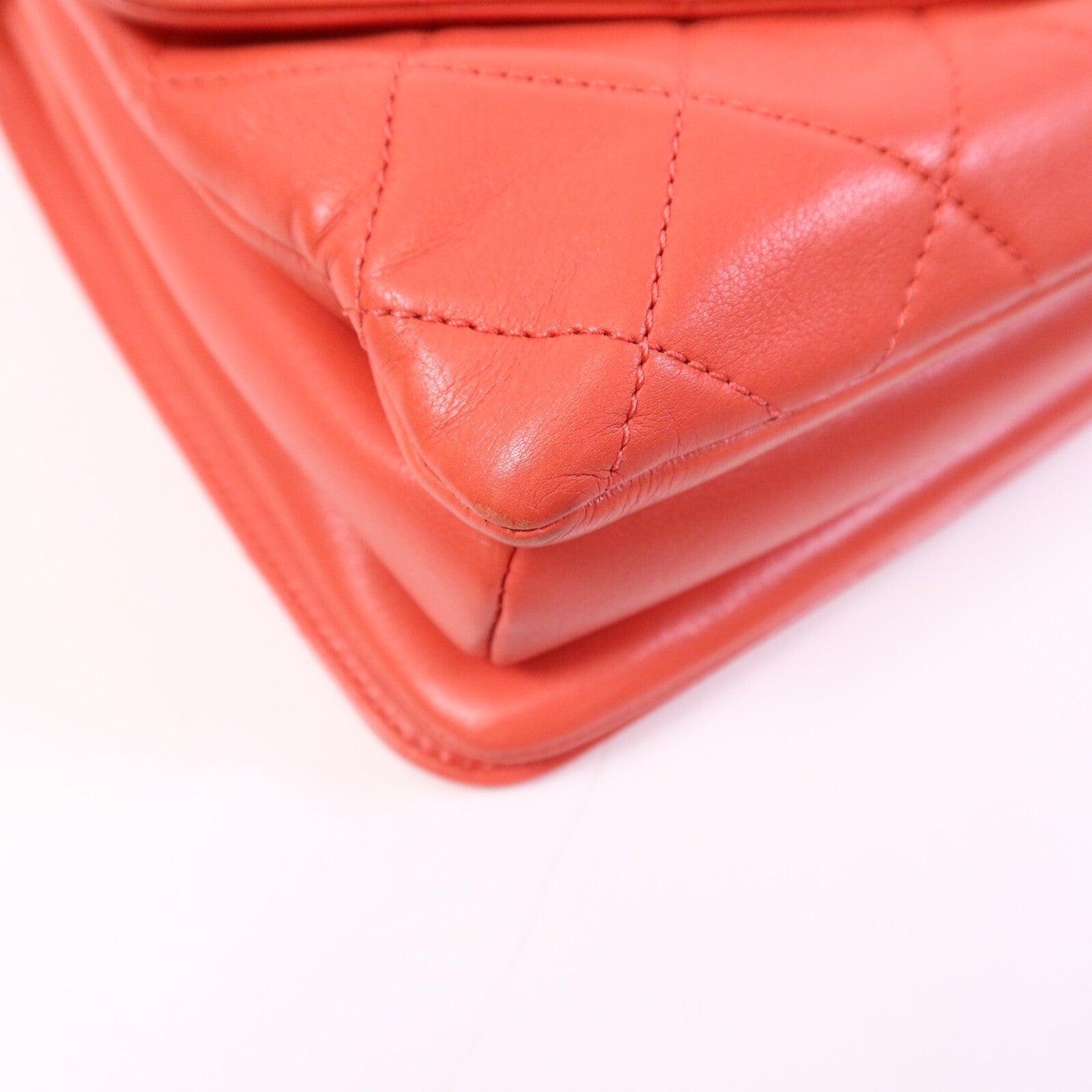 CHANEL 牛皮皮革Shoulder Bag金扣肩背袋