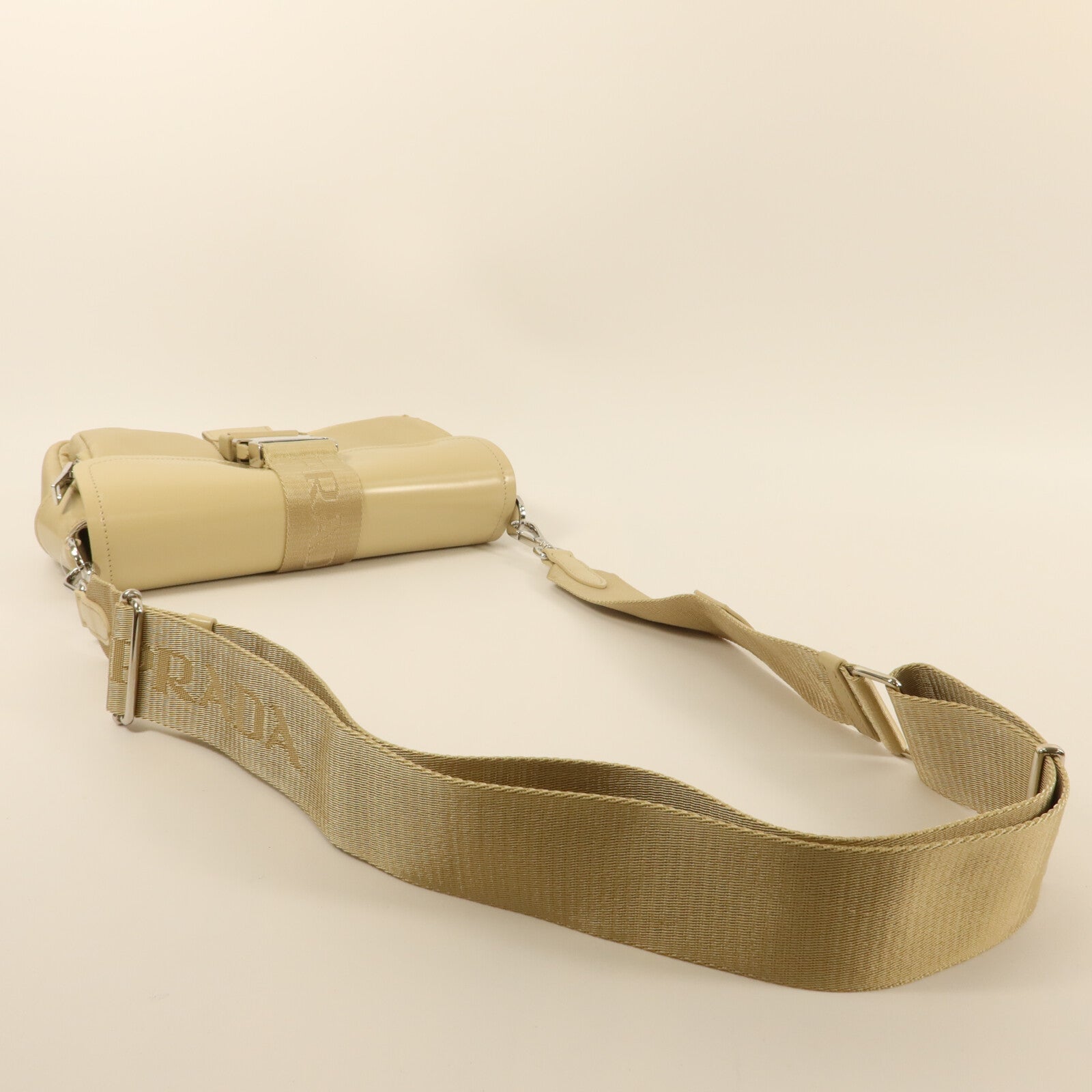 PRADA 尼龍Re-Nylon Prada Pocket肩背袋