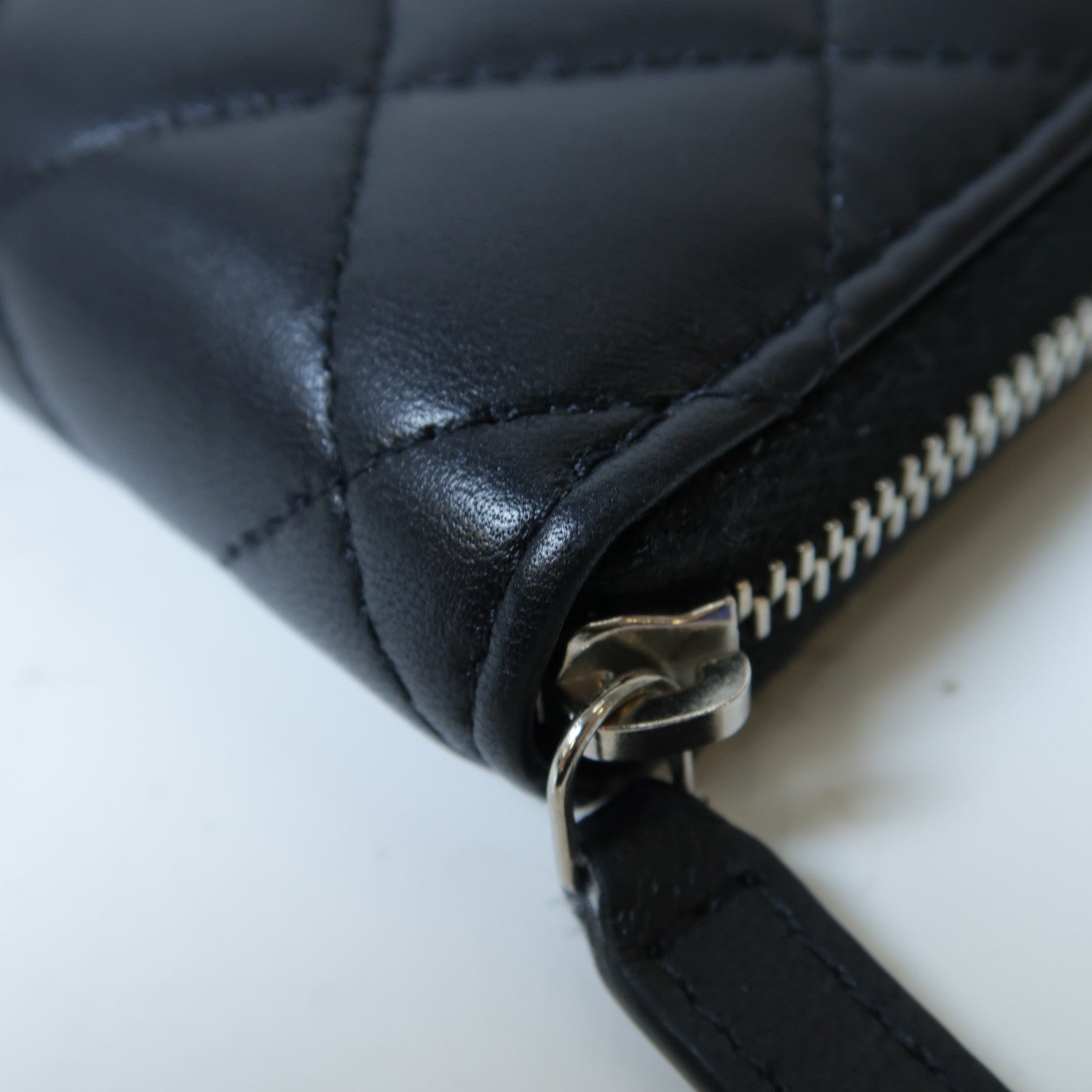 CHANEL 菱格羊皮皮革Card Case銀扣卡片套黑色