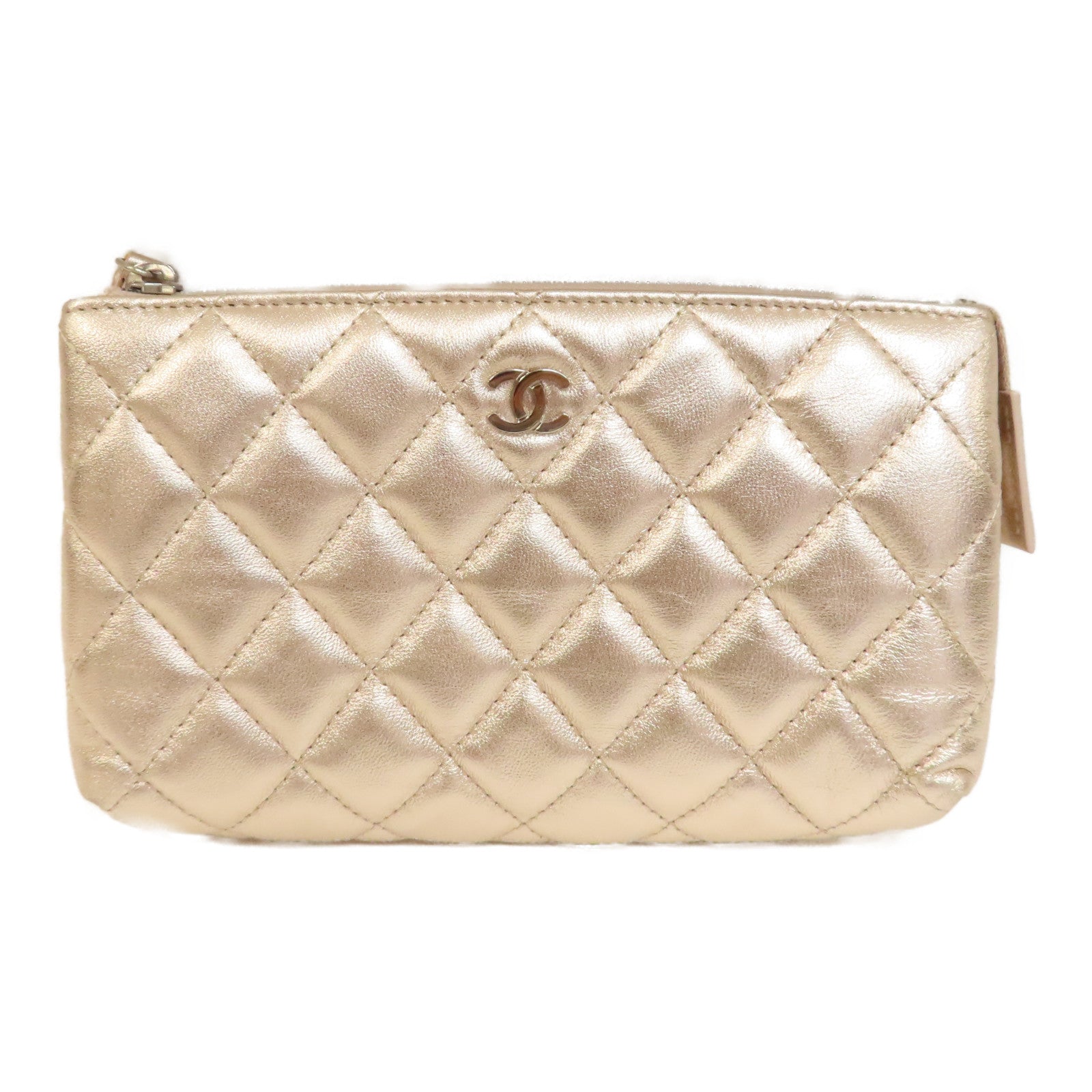 CHANEL 【激減優惠】菱格羊皮皮革Pouch銀扣手拿包金色