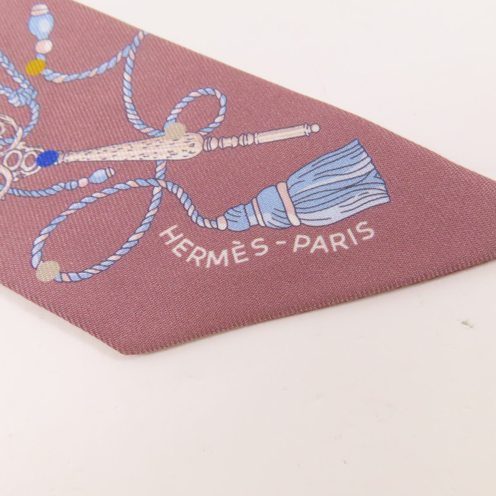 HERMES 絲質Twilly絲巾
