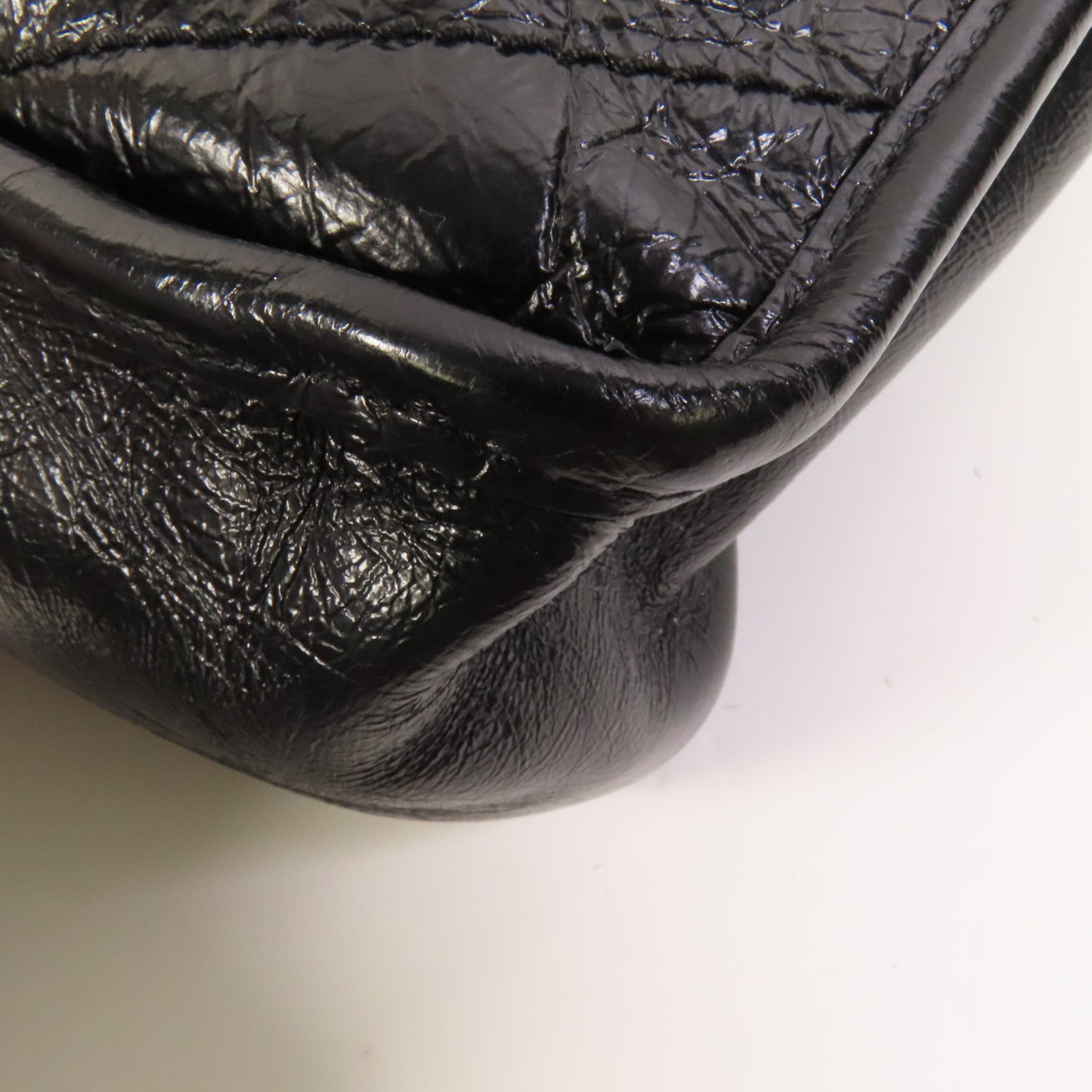 SAINT LAURENT PARIS 牛皮皮革Niki Medium鏈帶肩背袋