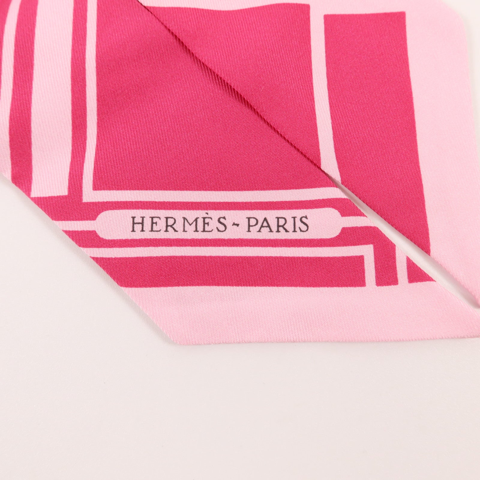 HERMES 絲質Twilly絲巾