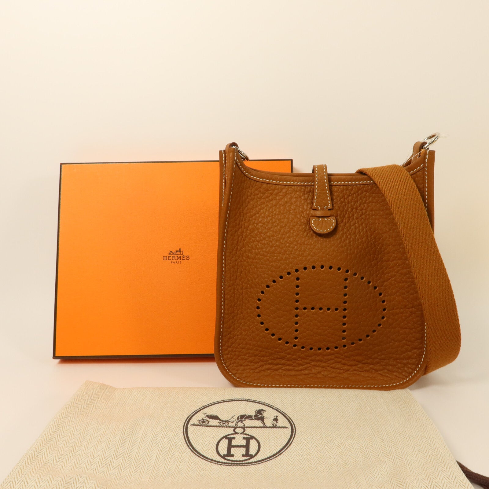 HERMES Clemence皮革Evelyne TPM肩背袋Gold