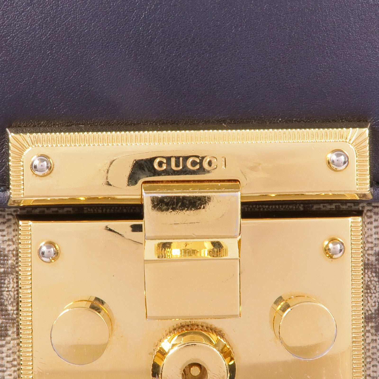 GUCCI 塗層帆布/皮革Padlock Small金扣鏈帶肩背袋
