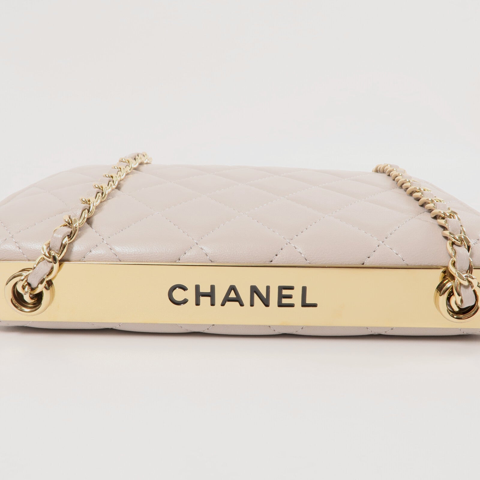 CHANEL 羊皮皮革Wallet On Chain金扣鏈帶肩背袋