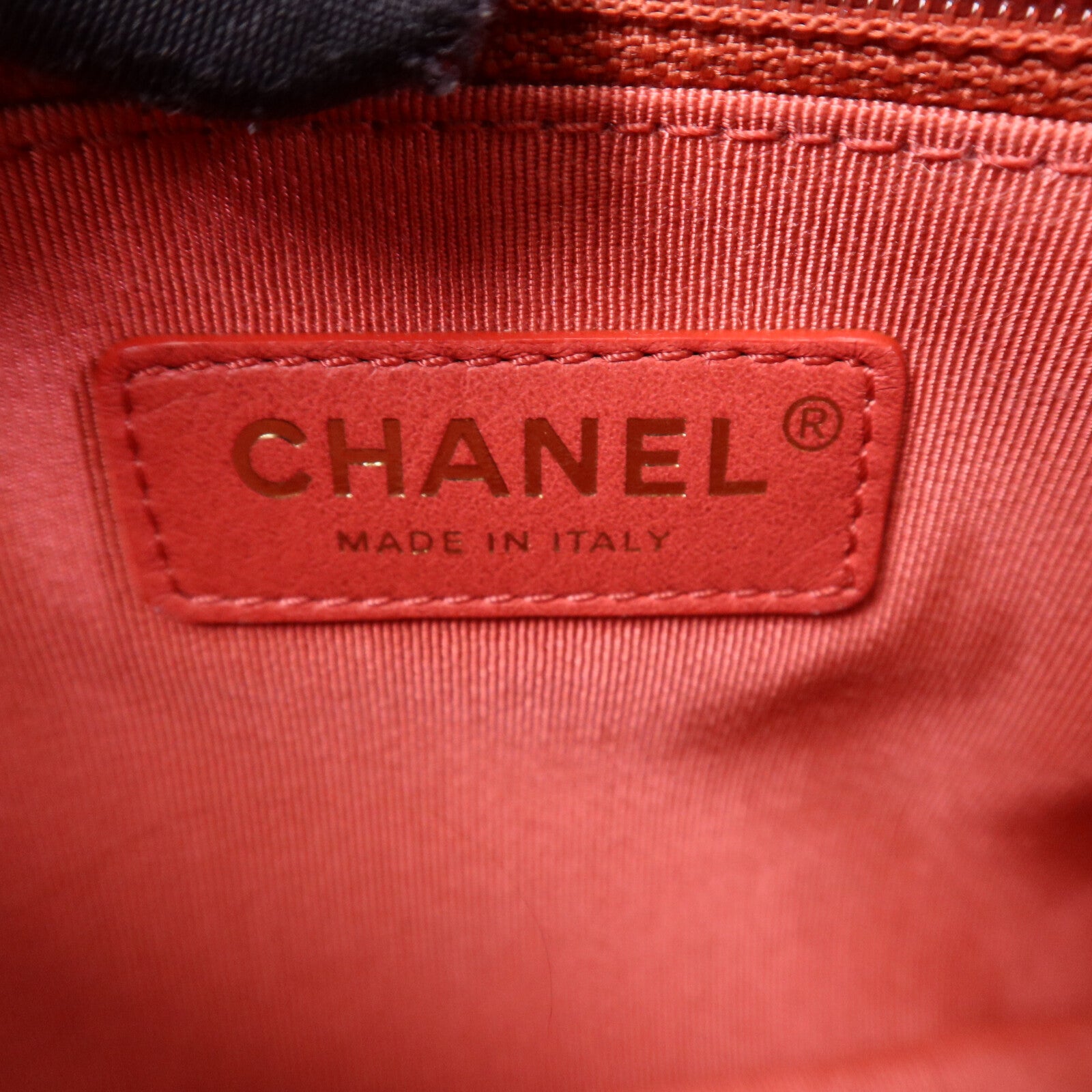 CHANEL 牛皮皮革Shoulder Bag金扣肩背袋