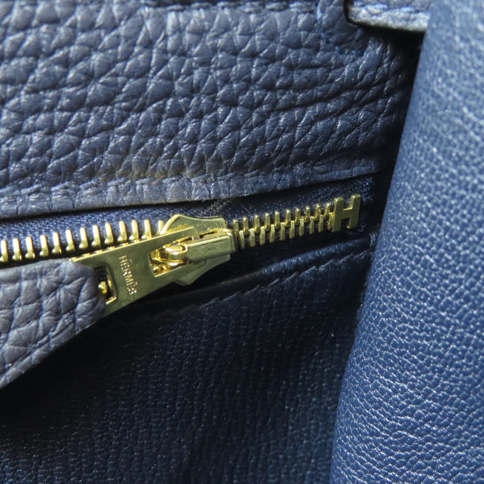 HERMES Togo皮革Kelly 28金扣手挽肩背兩用袋深藍色