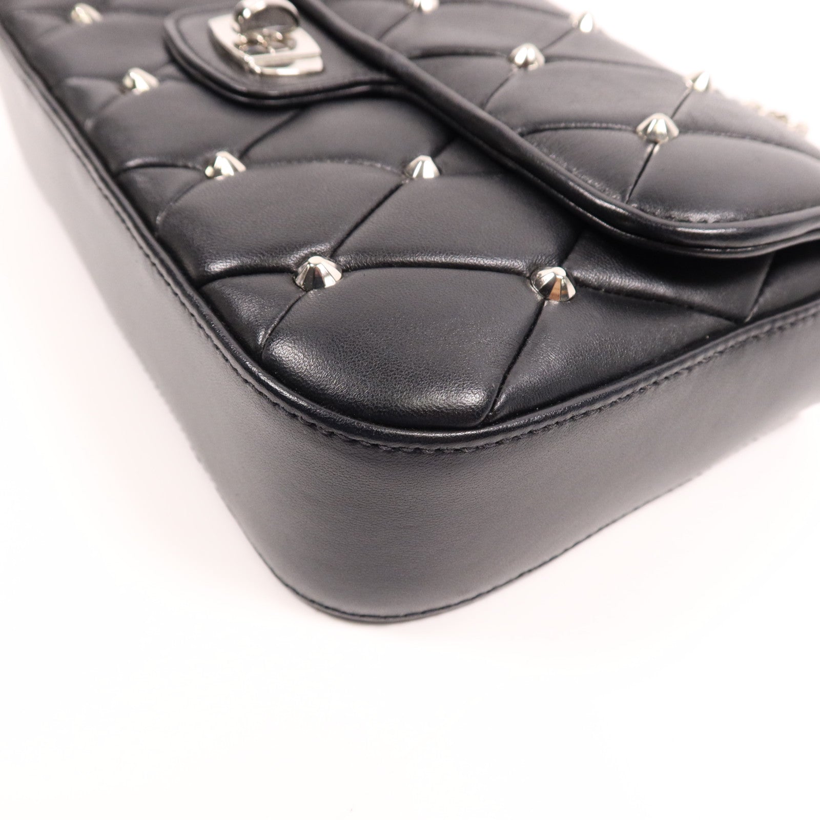 Miu Miu 羊皮皮革Chain Shoulder銀扣鏈帶肩背袋