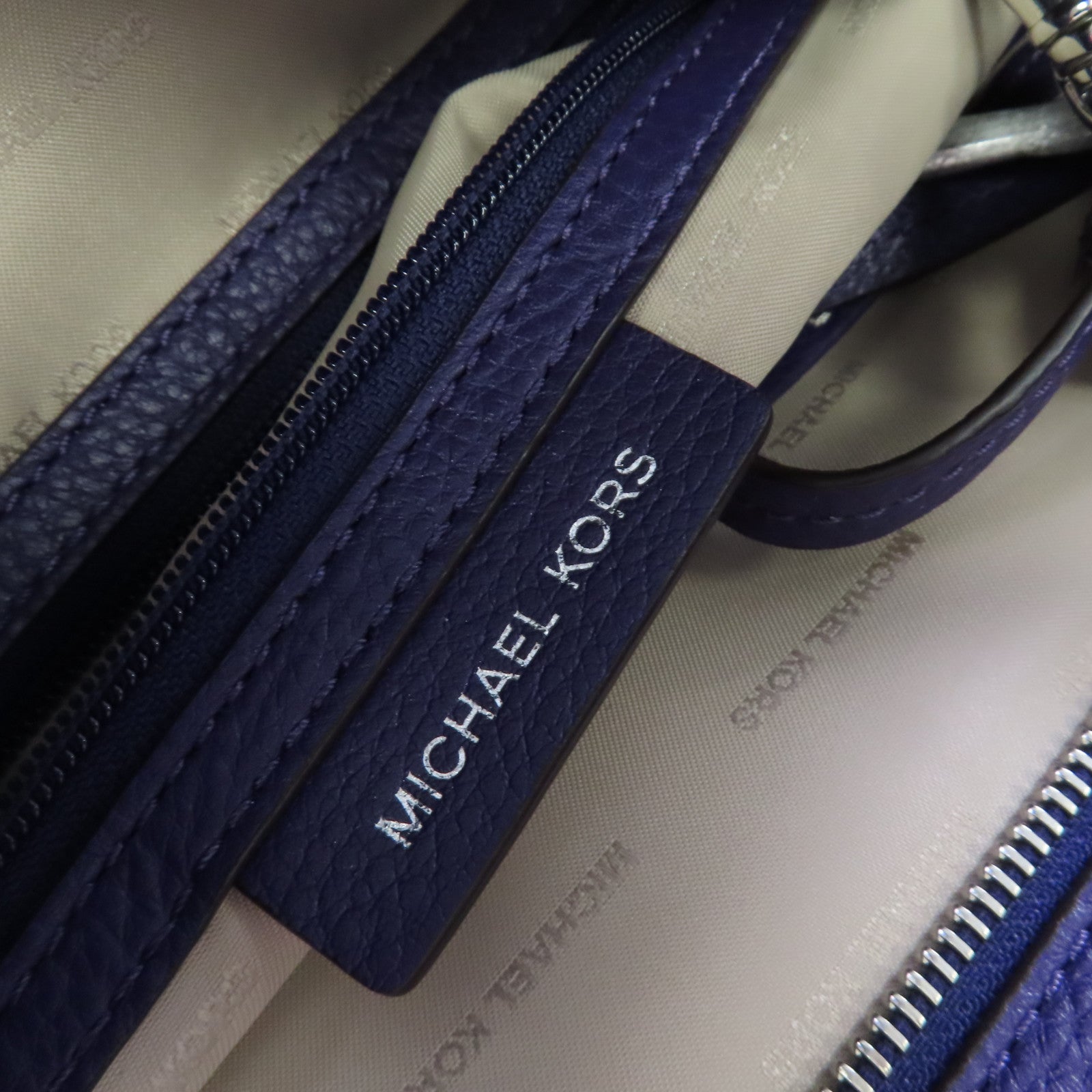 Michael Kors 牛皮皮革2Way Shoulder Bag銀扣手挽肩背兩用袋紫色