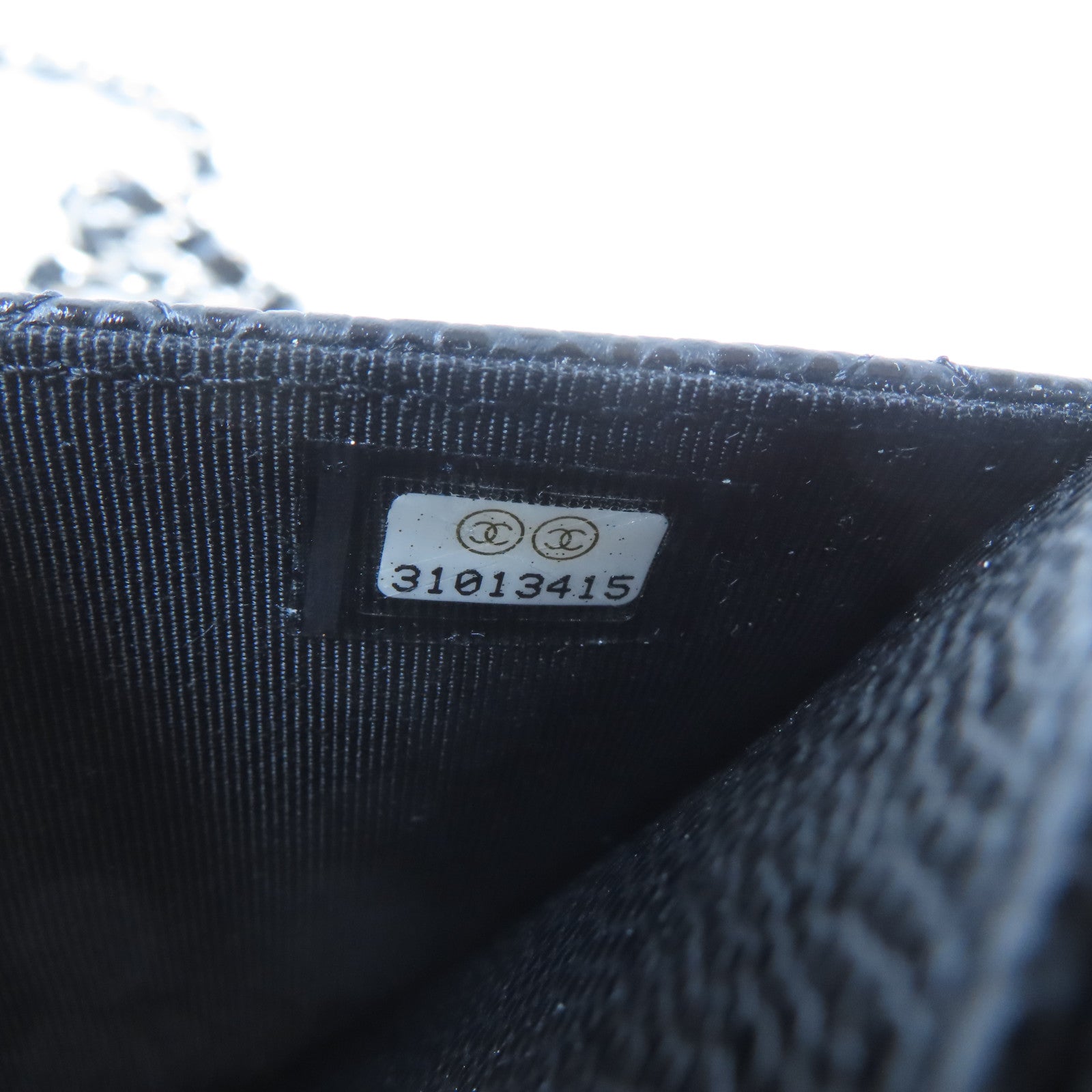 CHANEL 菱格Caviar皮革WOC銀扣鏈帶肩背袋黑色