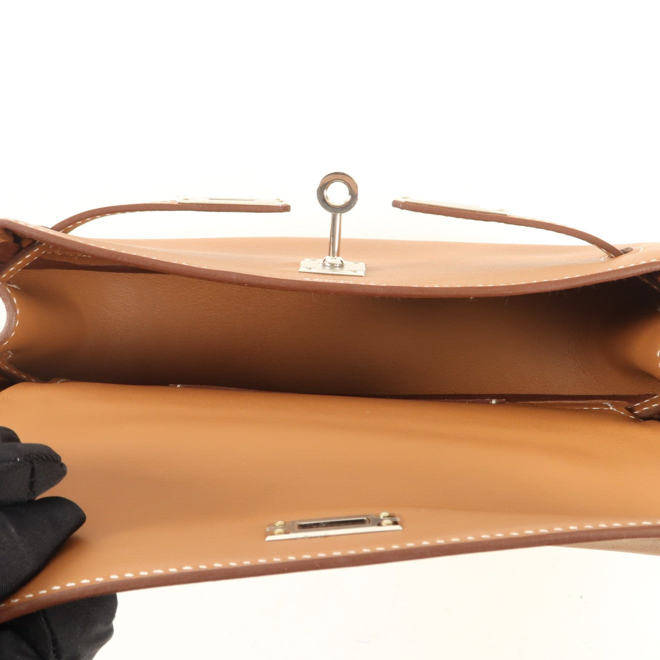 HERMES Vache Liegee皮革Kelly Moove銀扣肩背袋Gold