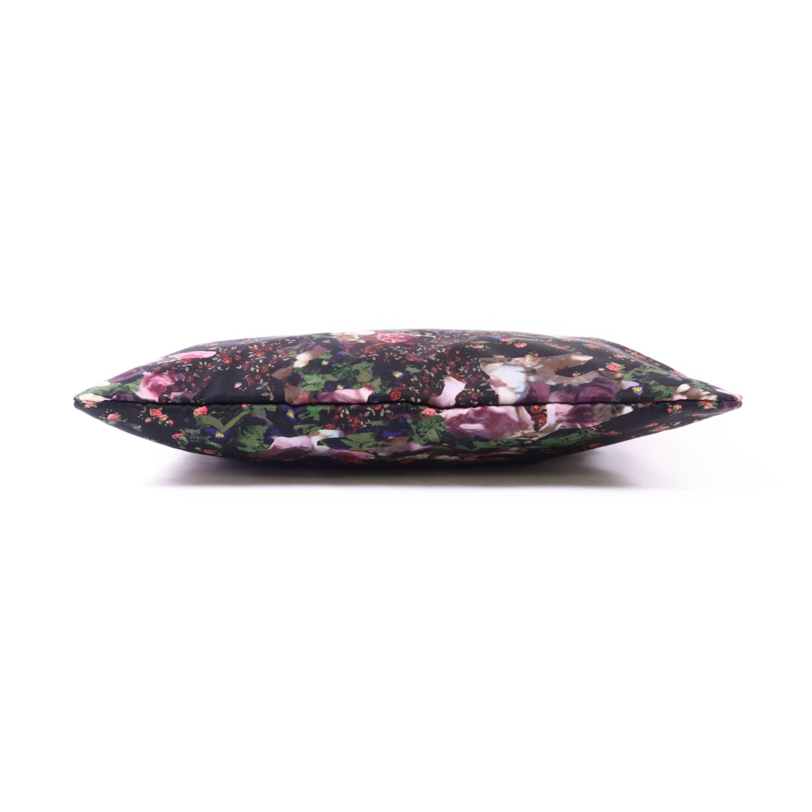 GIVENCHY 尼龍Pouch銀扣手拿包