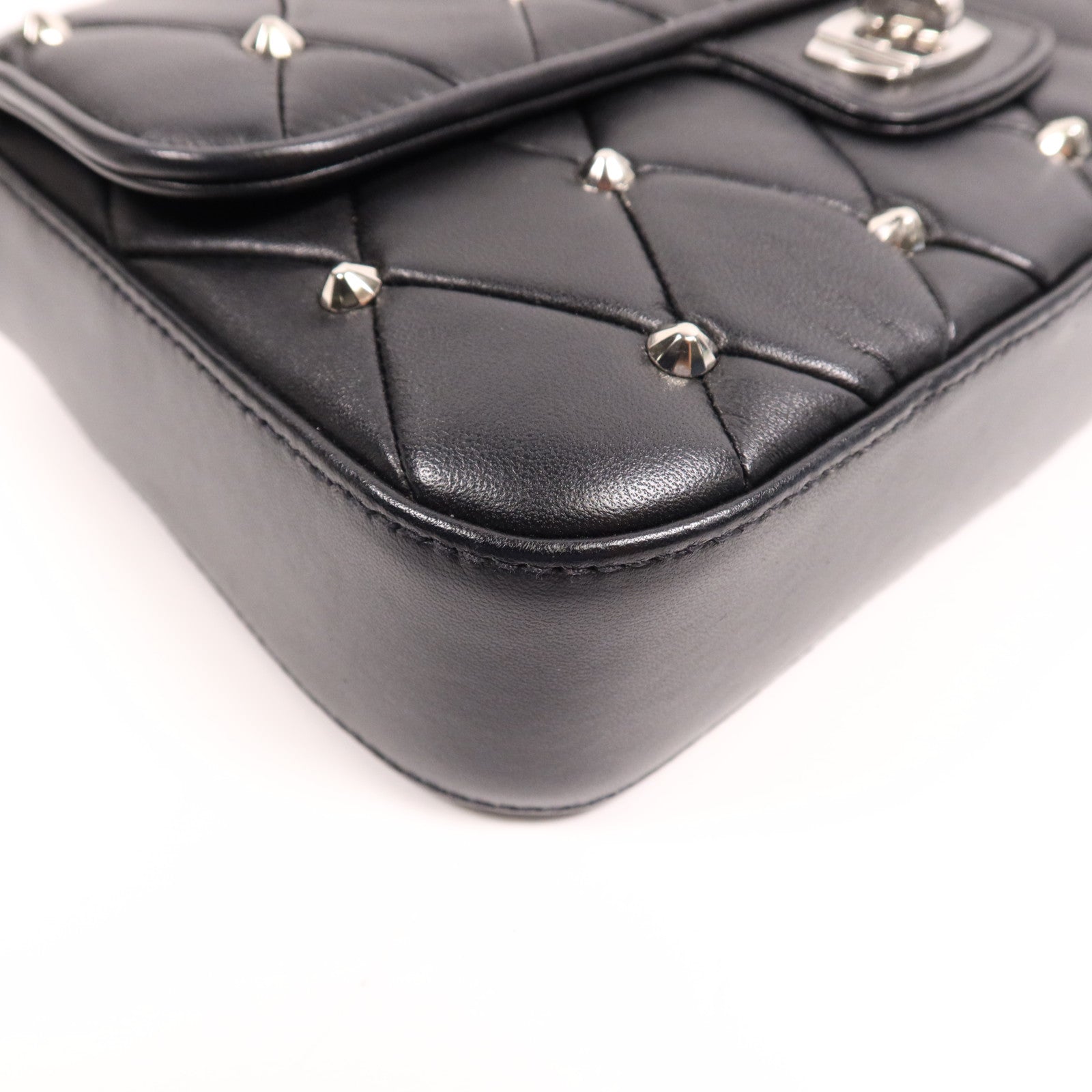Miu Miu 羊皮皮革Chain Shoulder銀扣鏈帶肩背袋