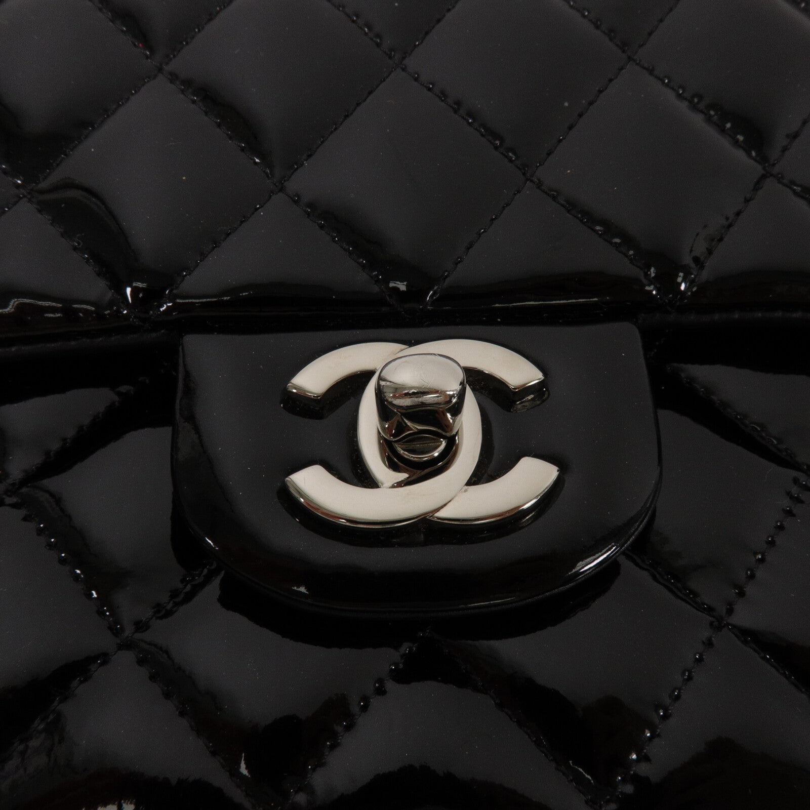 CHANEL 漆皮皮革Classic 25鏈帶肩背袋