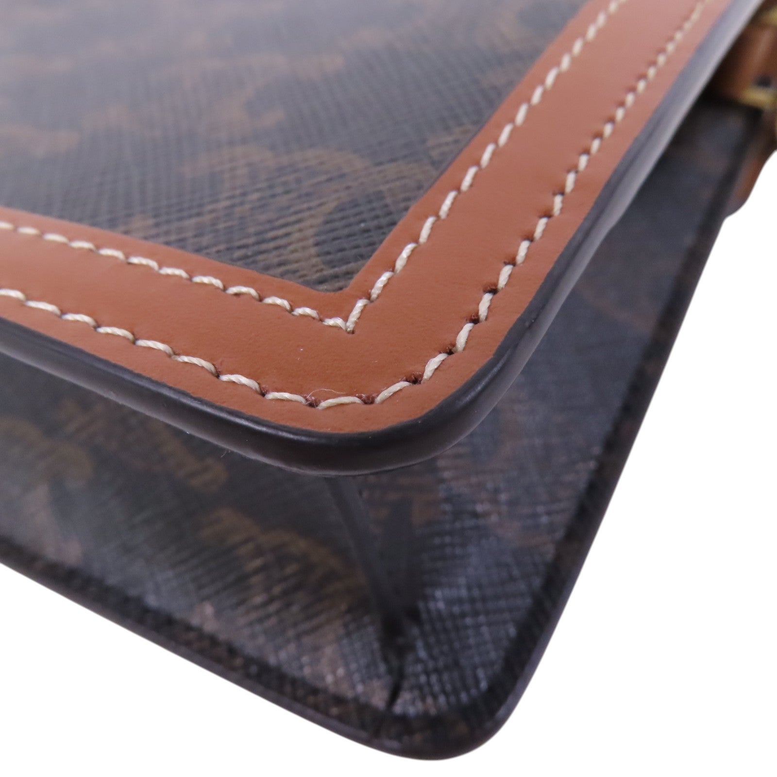 CELINE Triomphe帆布Margo金扣鏈帶肩背袋