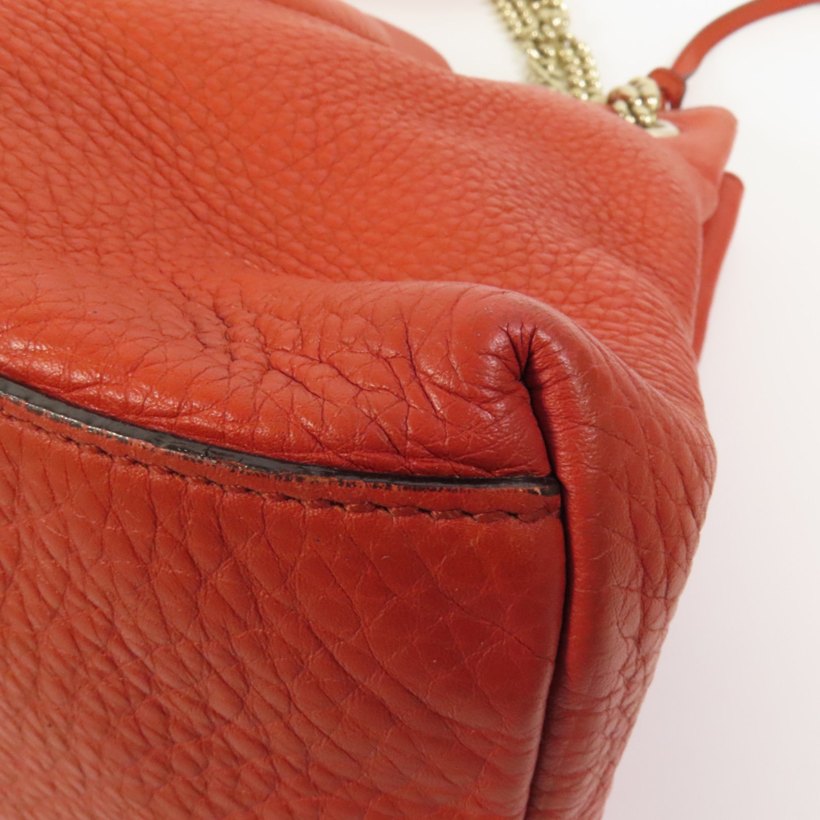 GUCCI 牛皮皮革Soho Pebbled金扣肩背袋