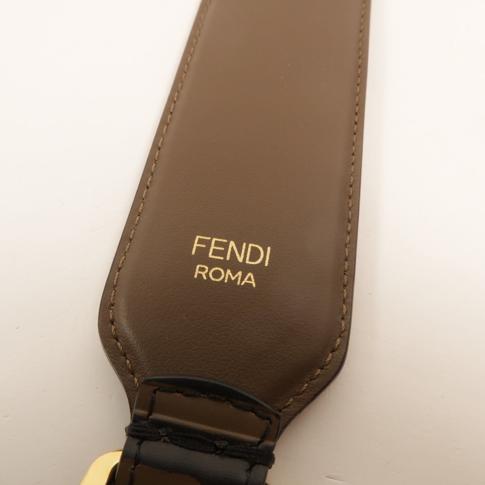 FENDI 牛皮皮革Mini Strap You肩背帶