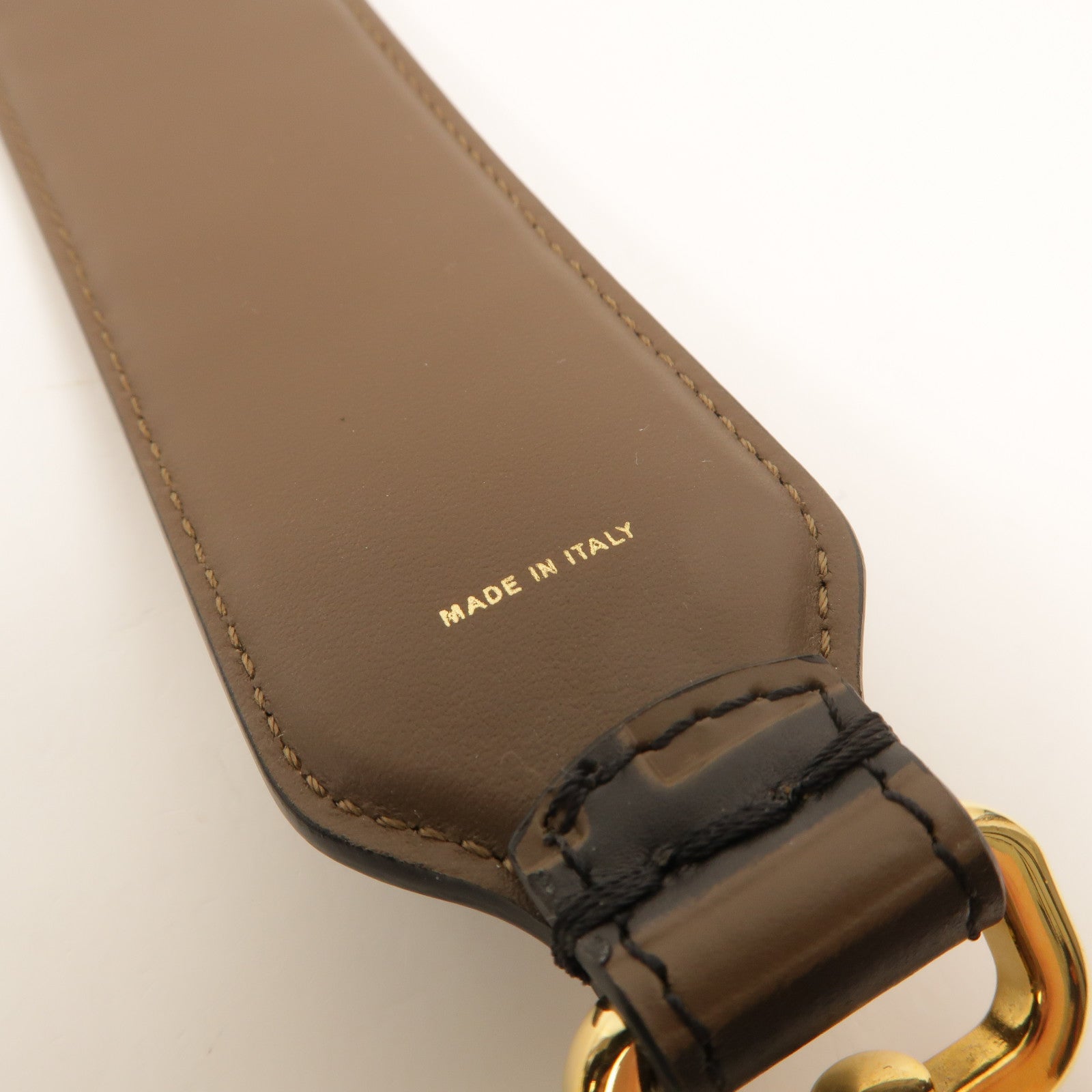FENDI 牛皮皮革Mini Strap You肩背帶