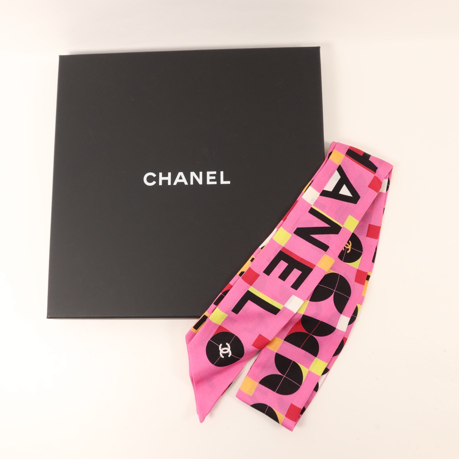 CHANEL 絲質Scarf絲巾