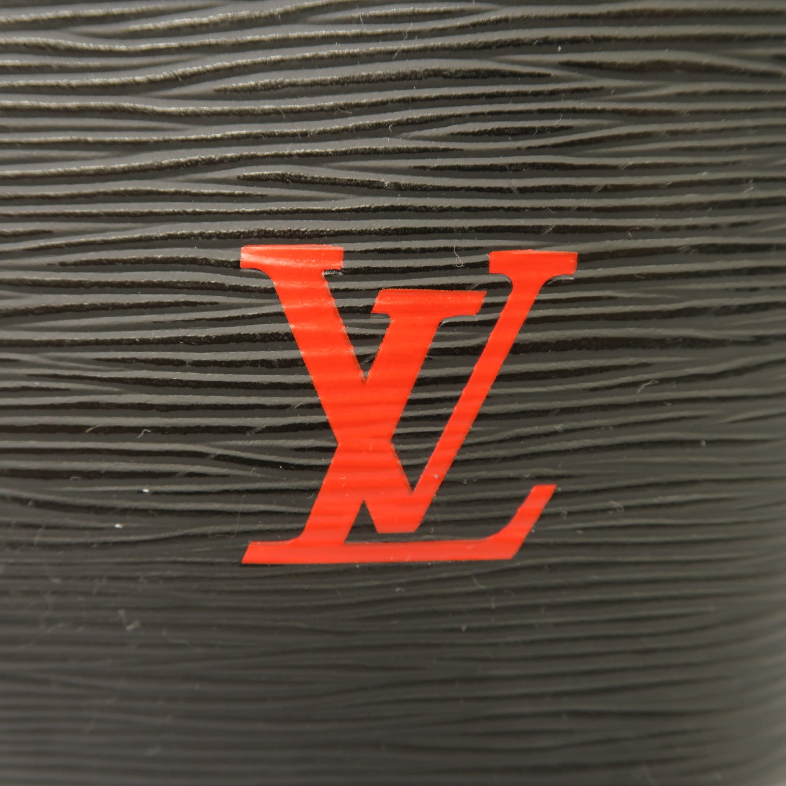LOUIS VUITTON 【激減優惠】Epi Neo Noe銀扣手挽肩背兩用袋黑色/白色/紅色