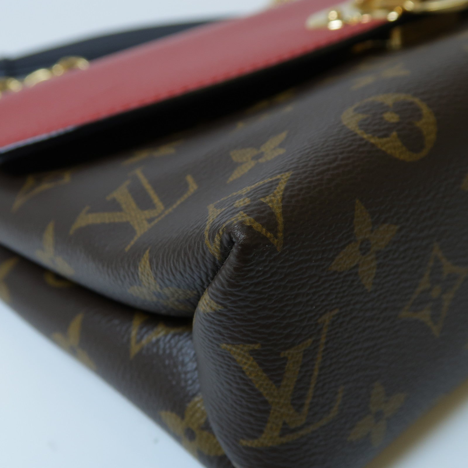 LOUIS VUITTON 【激減優惠】Monogram Saint Placide Chain Shoulder Bag金扣鏈帶肩背袋啡色/紅色