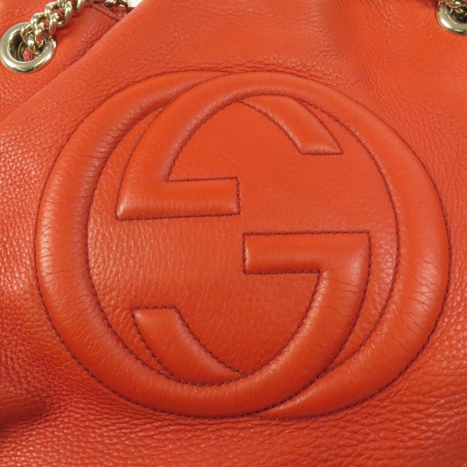 GUCCI 牛皮皮革Soho Pebbled金扣肩背袋