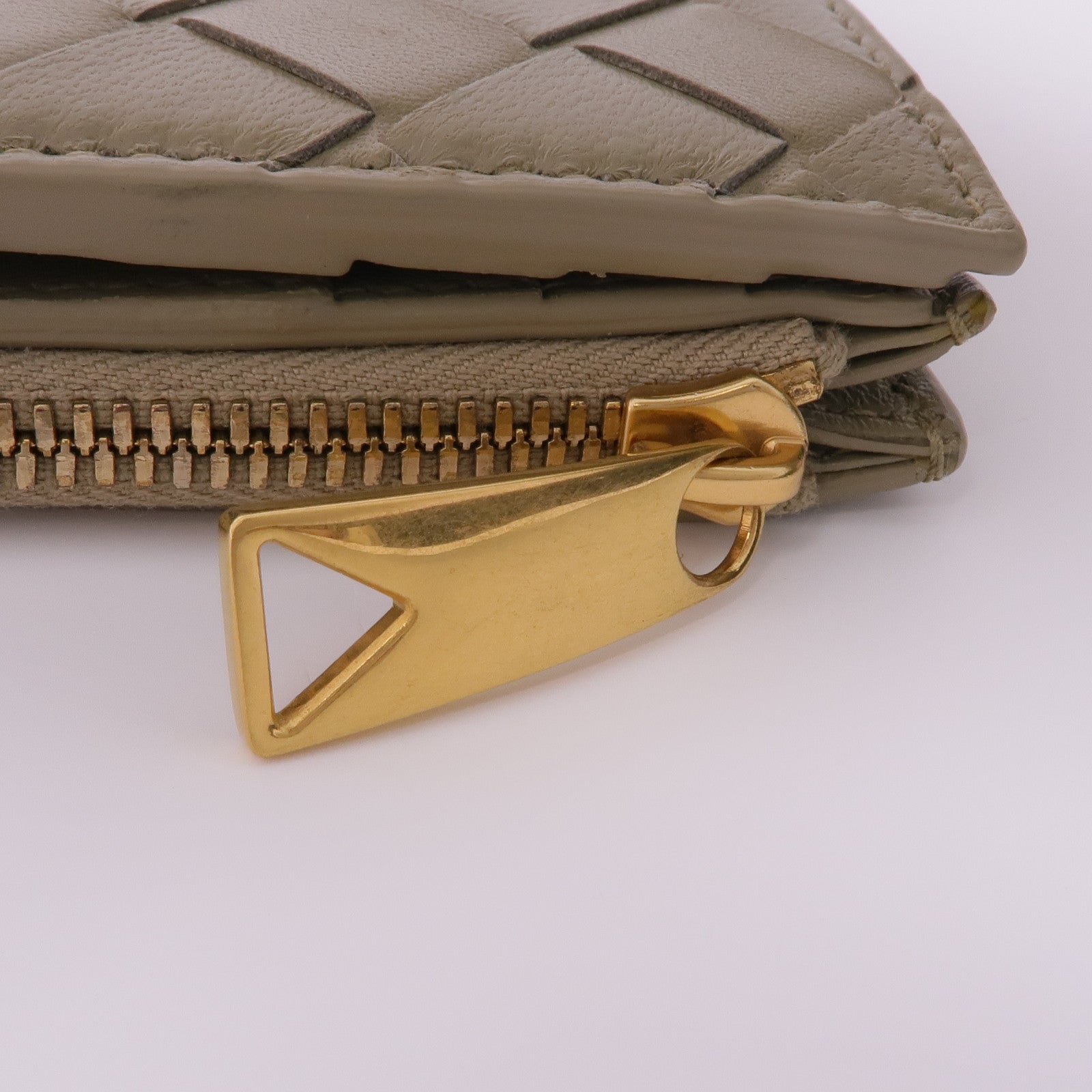 BOTTEGA VENETA 織紋皮革Bi-Fold Wallet金扣錢包