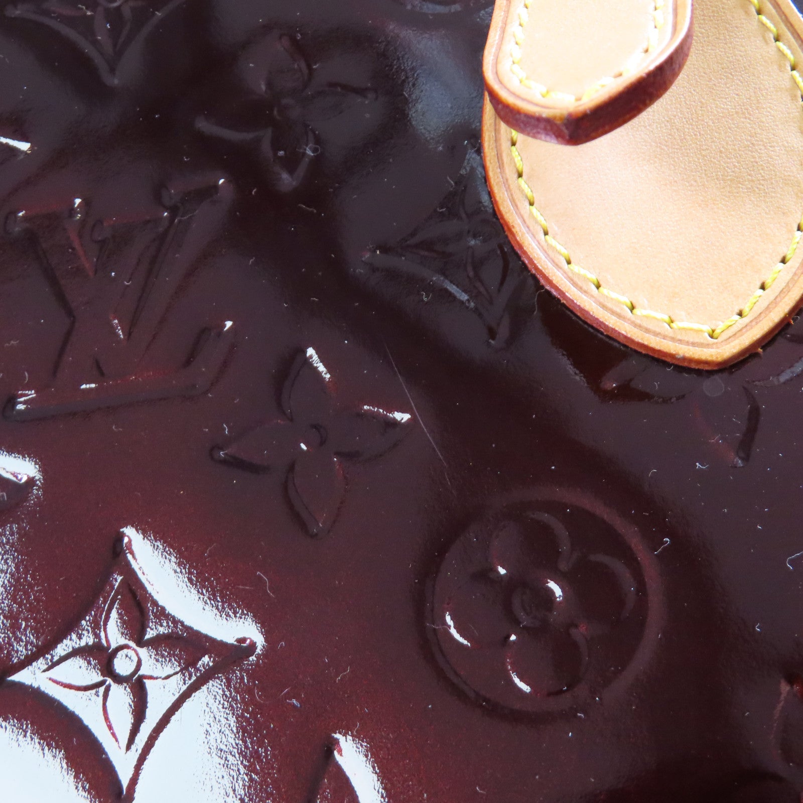 LOUIS VUITTON 【激減優惠】Vernis Summit Drive金扣手挽袋