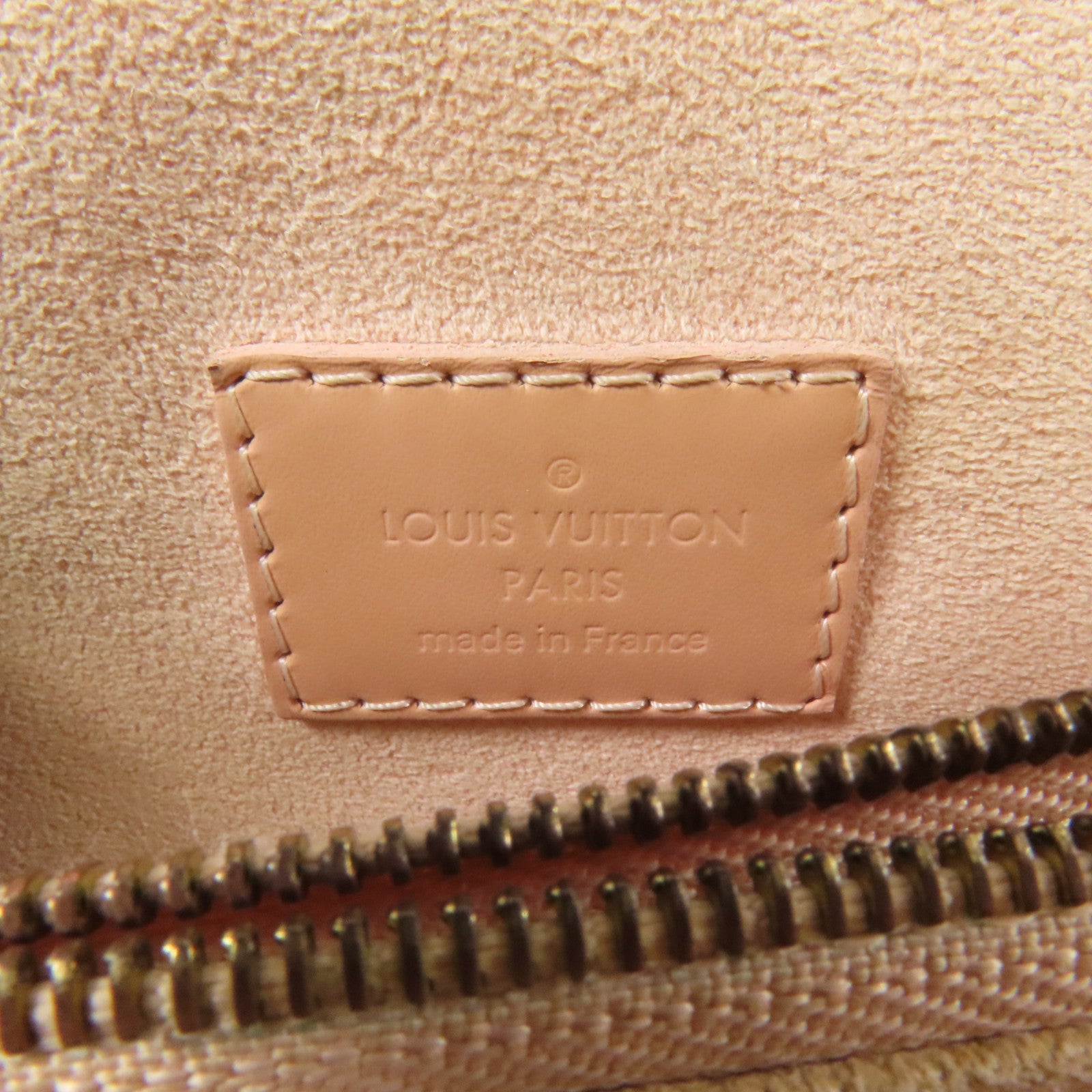 LOUIS VUITTON Damier Caissa金扣肩背袋