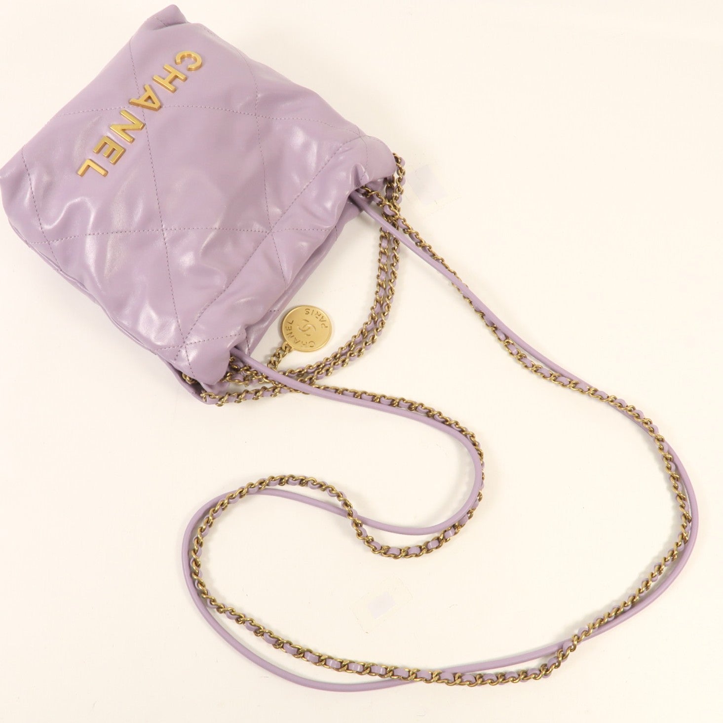 CHANEL 牛皮皮革Chanel 22 Mini鏈帶肩背袋