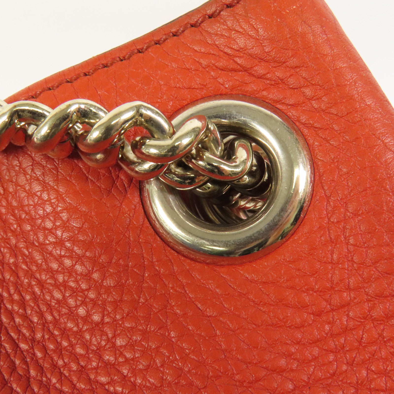 GUCCI 牛皮皮革Soho Pebbled金扣肩背袋