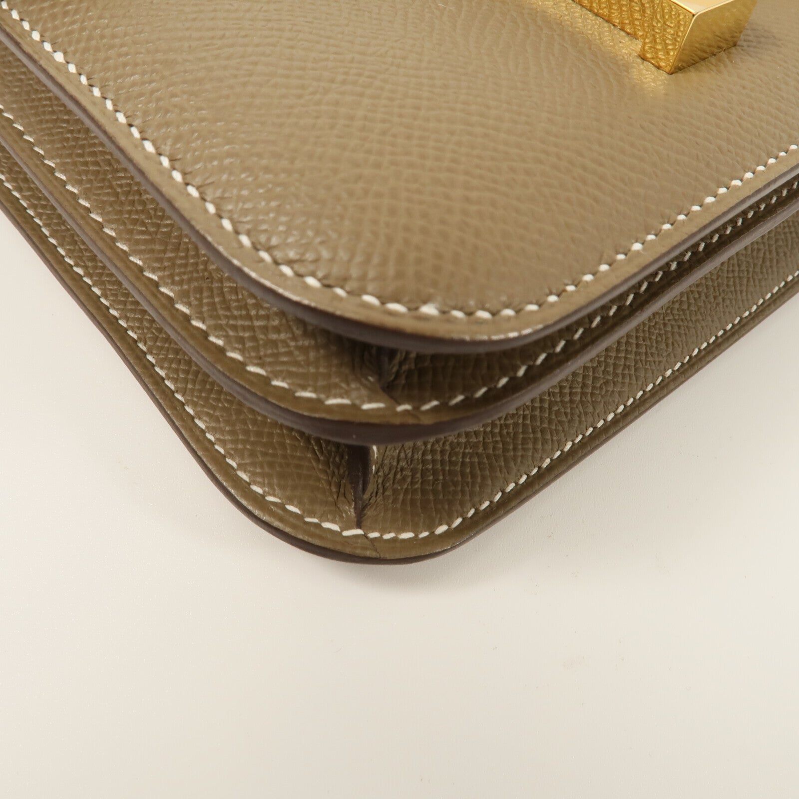 HERMES Epsom皮革Constance Mini肩背袋Etoupe
