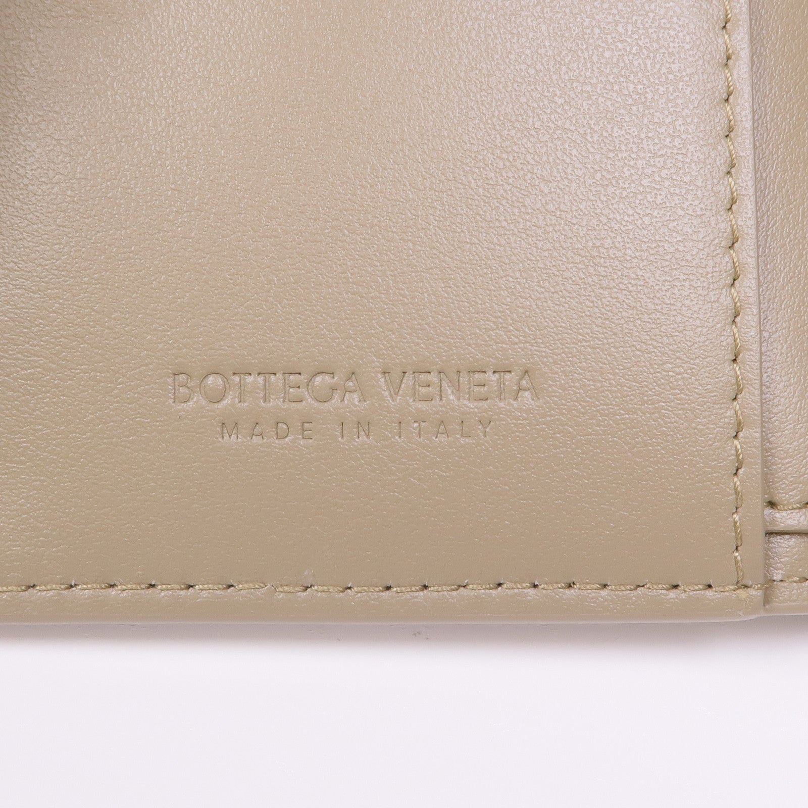 BOTTEGA VENETA 織紋皮革Bi-Fold Wallet金扣錢包