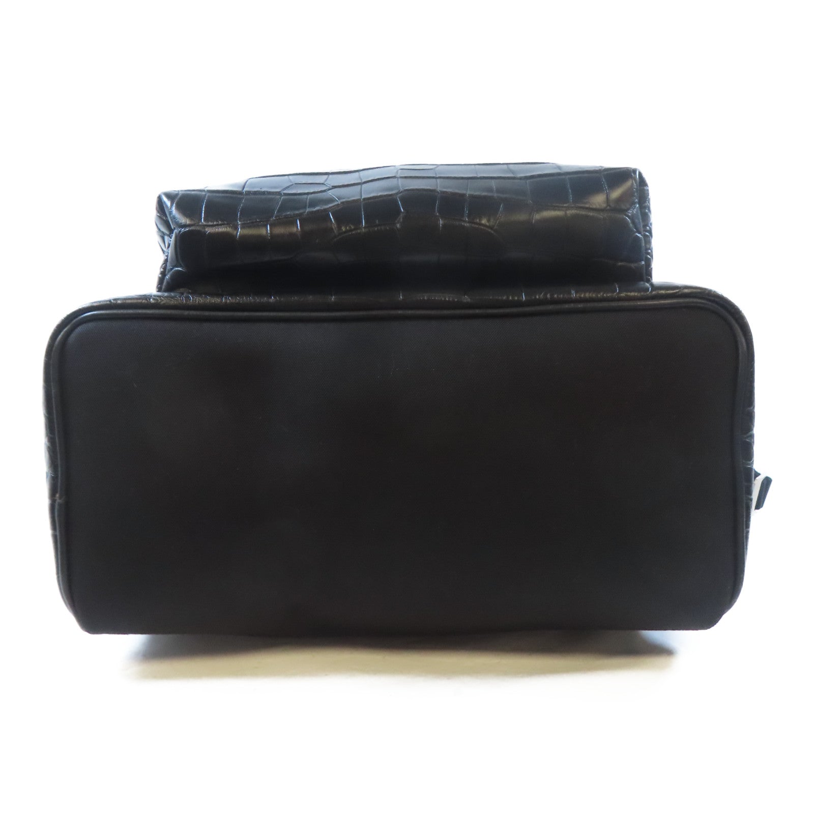 SAINT LAURENT 皮革Backpack銀扣背包黑色