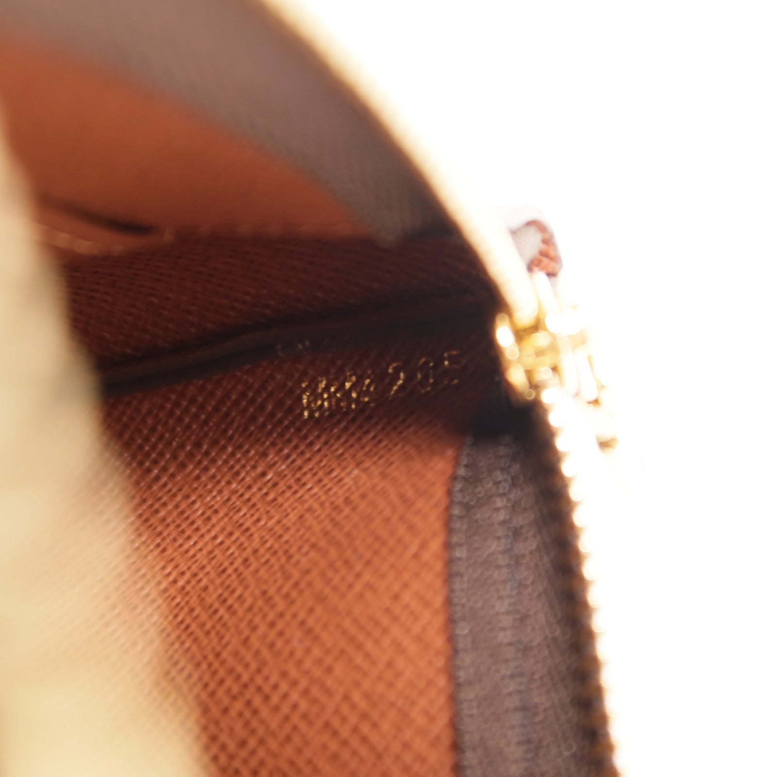 LOUIS VUITTON Monogram Key Pouch S零錢包